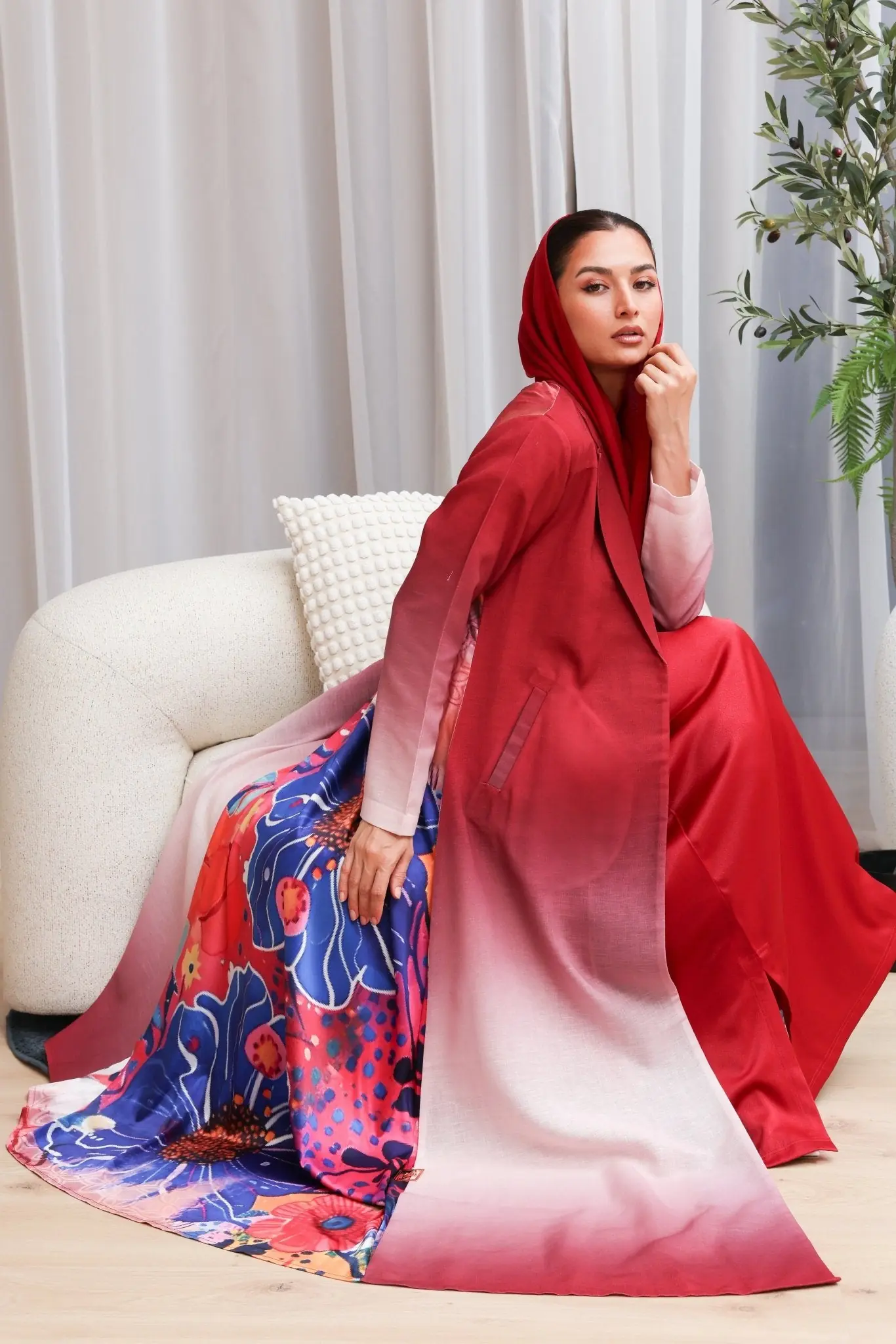 Ruh Ishq | Red Ombré Abaya with Silk Floral Back abaya, photo 3