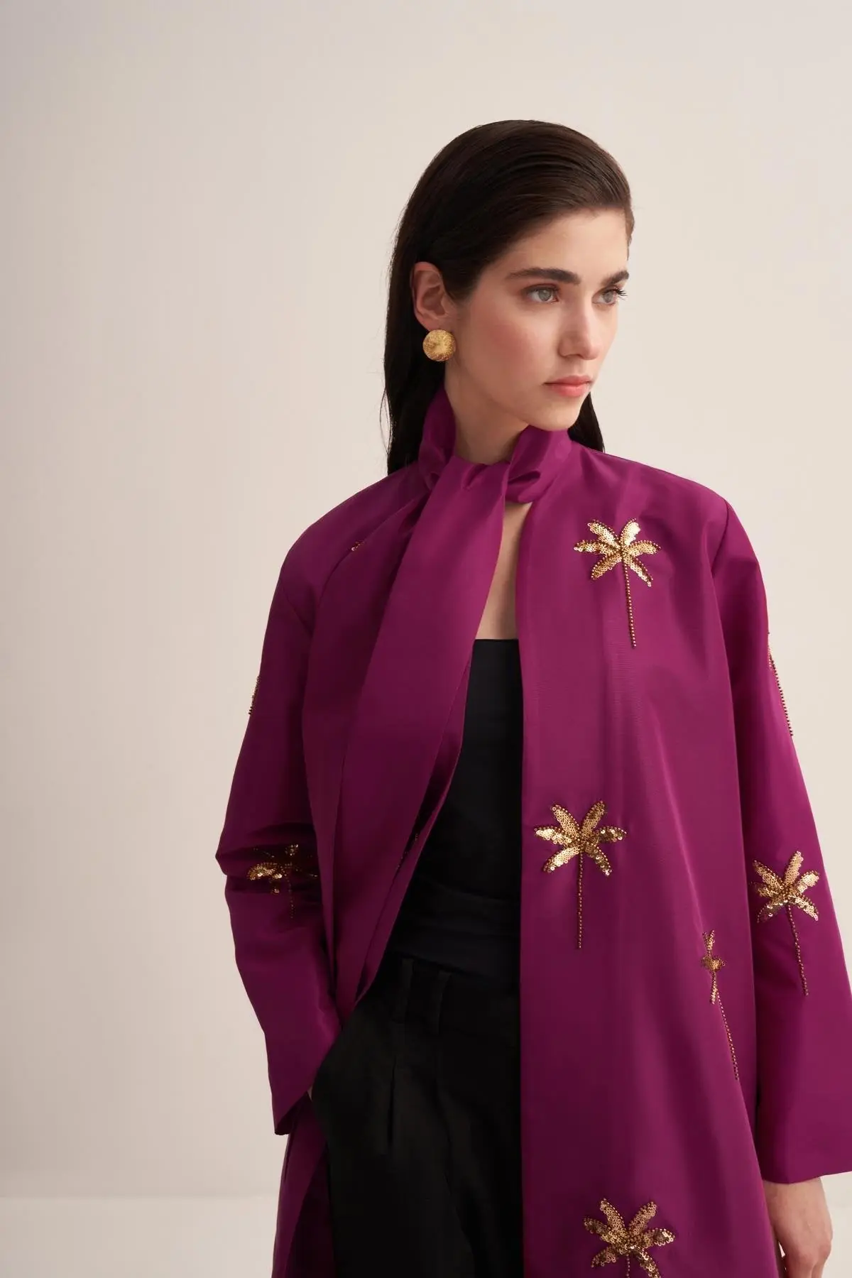 Glamor Embroidered Satin Abaya – Cherry, photo 3
