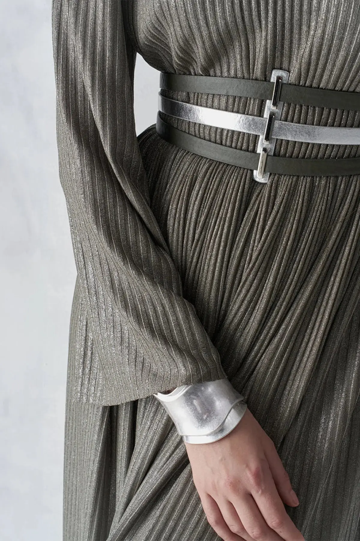 Metallic Ribbed Belted Evening Gown – Khaki, photo 3