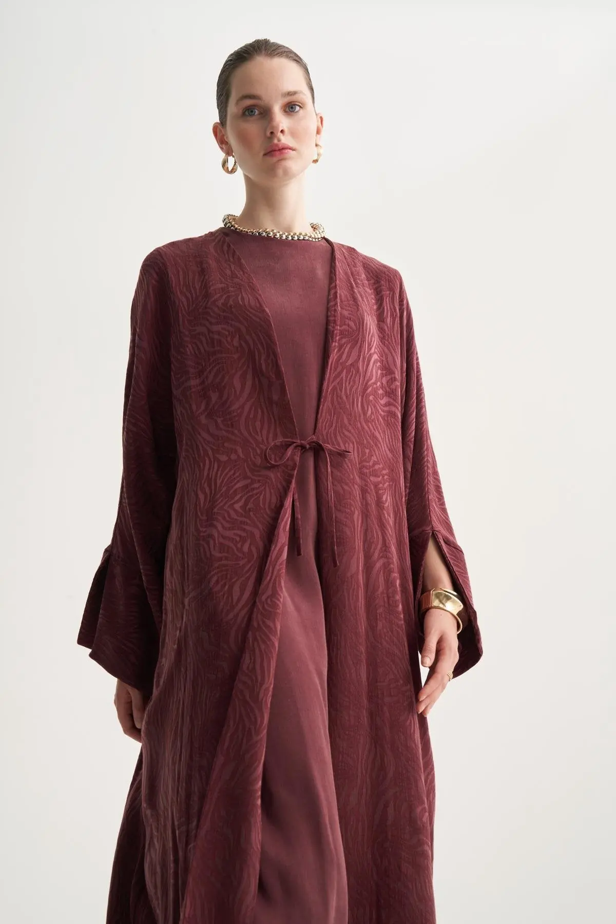 Cupro Rozana 3-Piece Abaya Set - Burgundy, photo 3