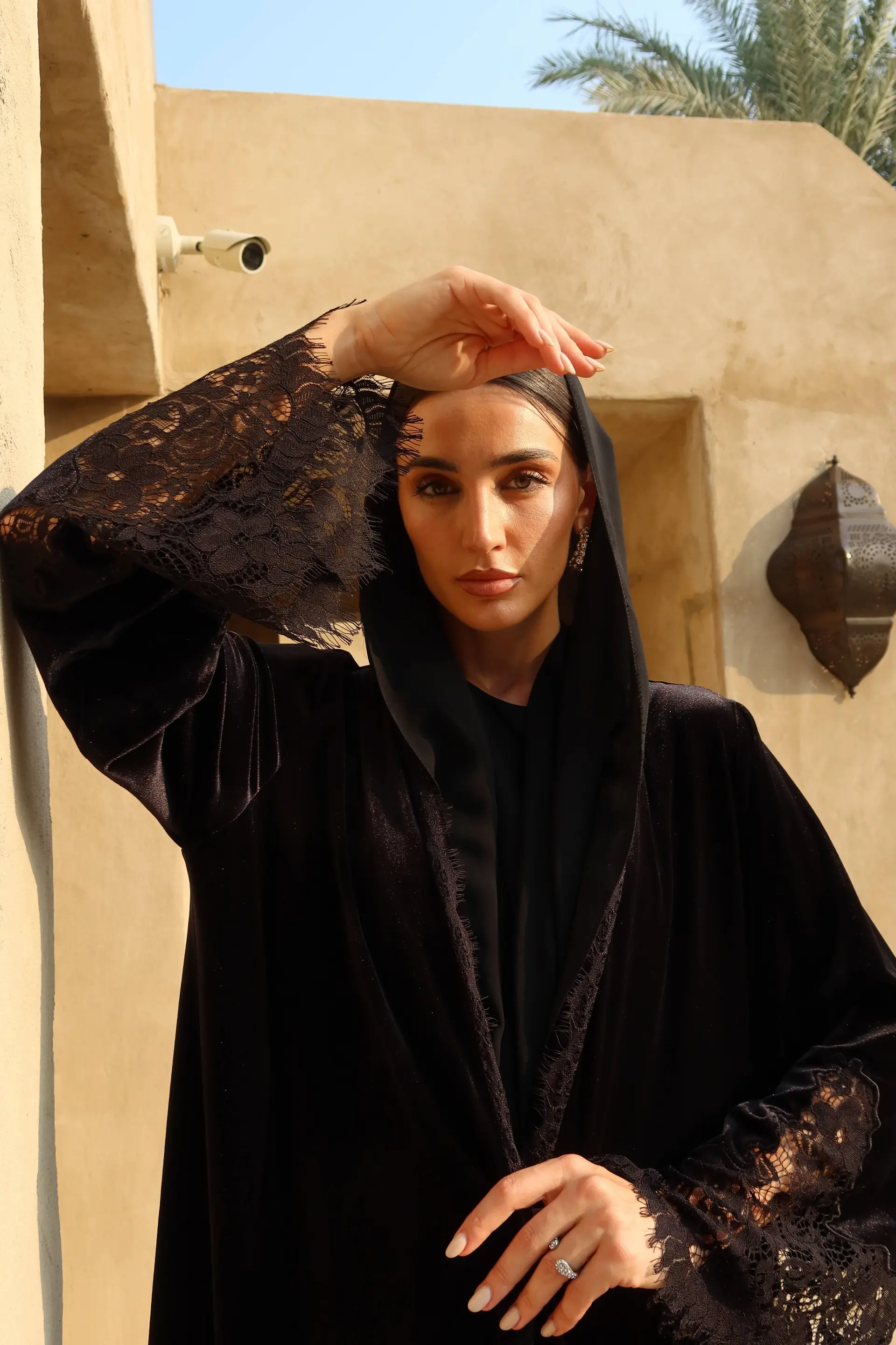 Velvet Lace Abaya – Black, photo 3