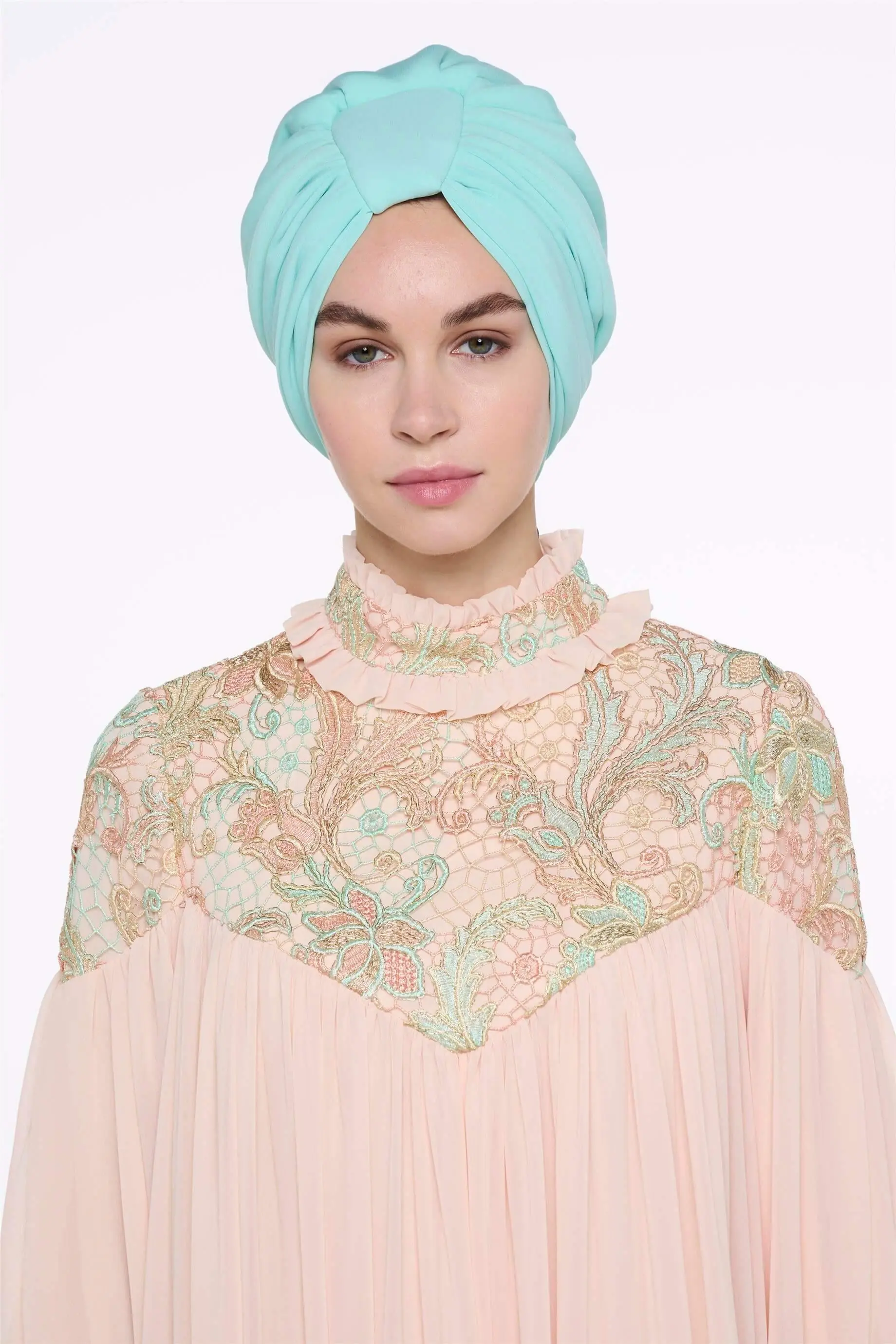 Turquoise Handle-Style Design Bonnet