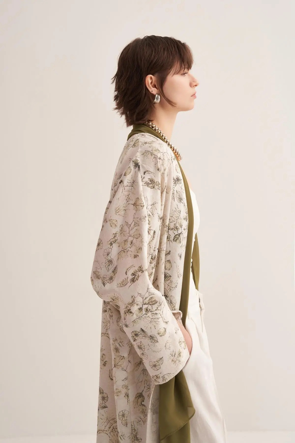 Liora Green Floral Print Abaya with Matching Scarf, photo 4