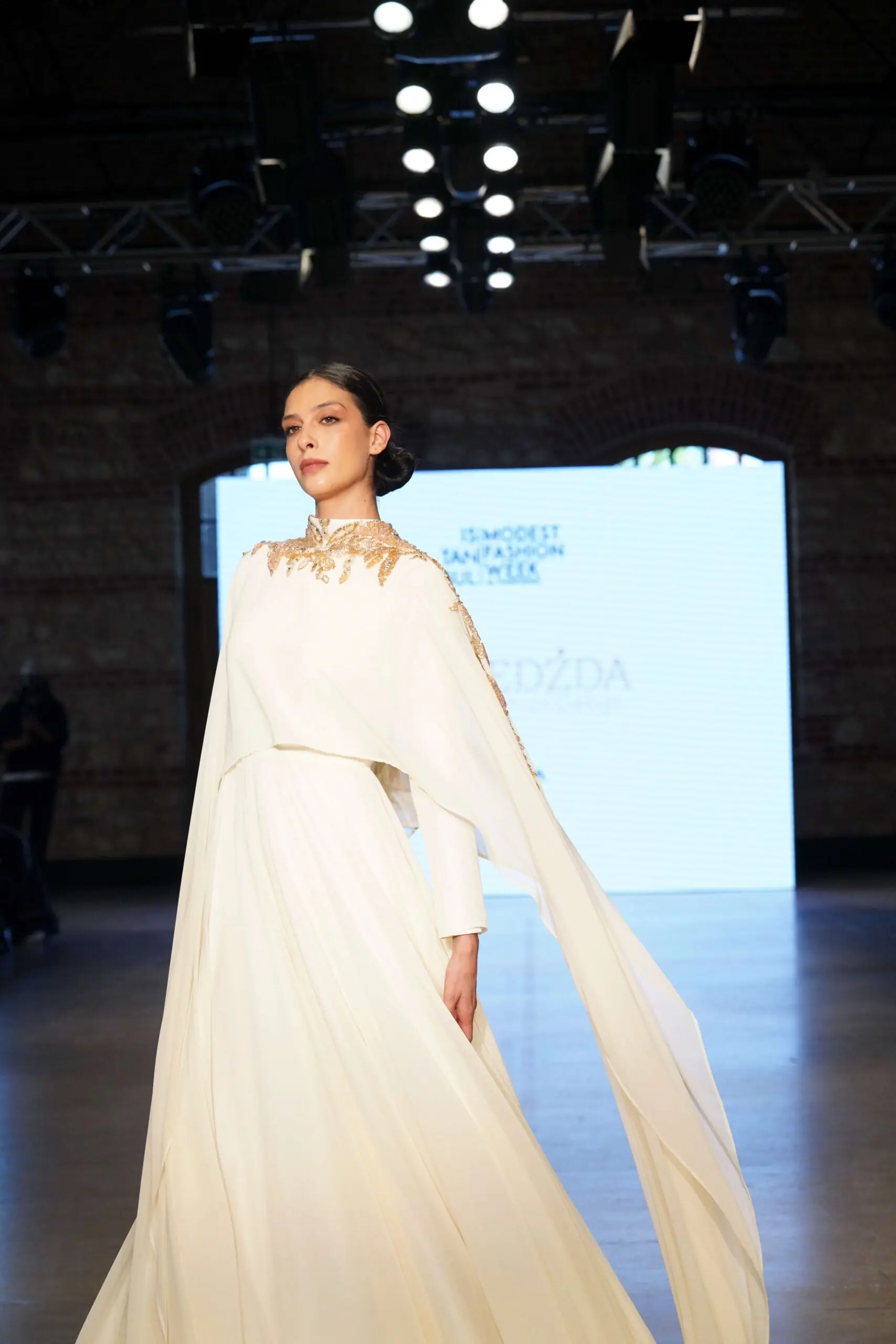 Hidden Strength Balcanian Embellished Cape Gown – White, photo 2