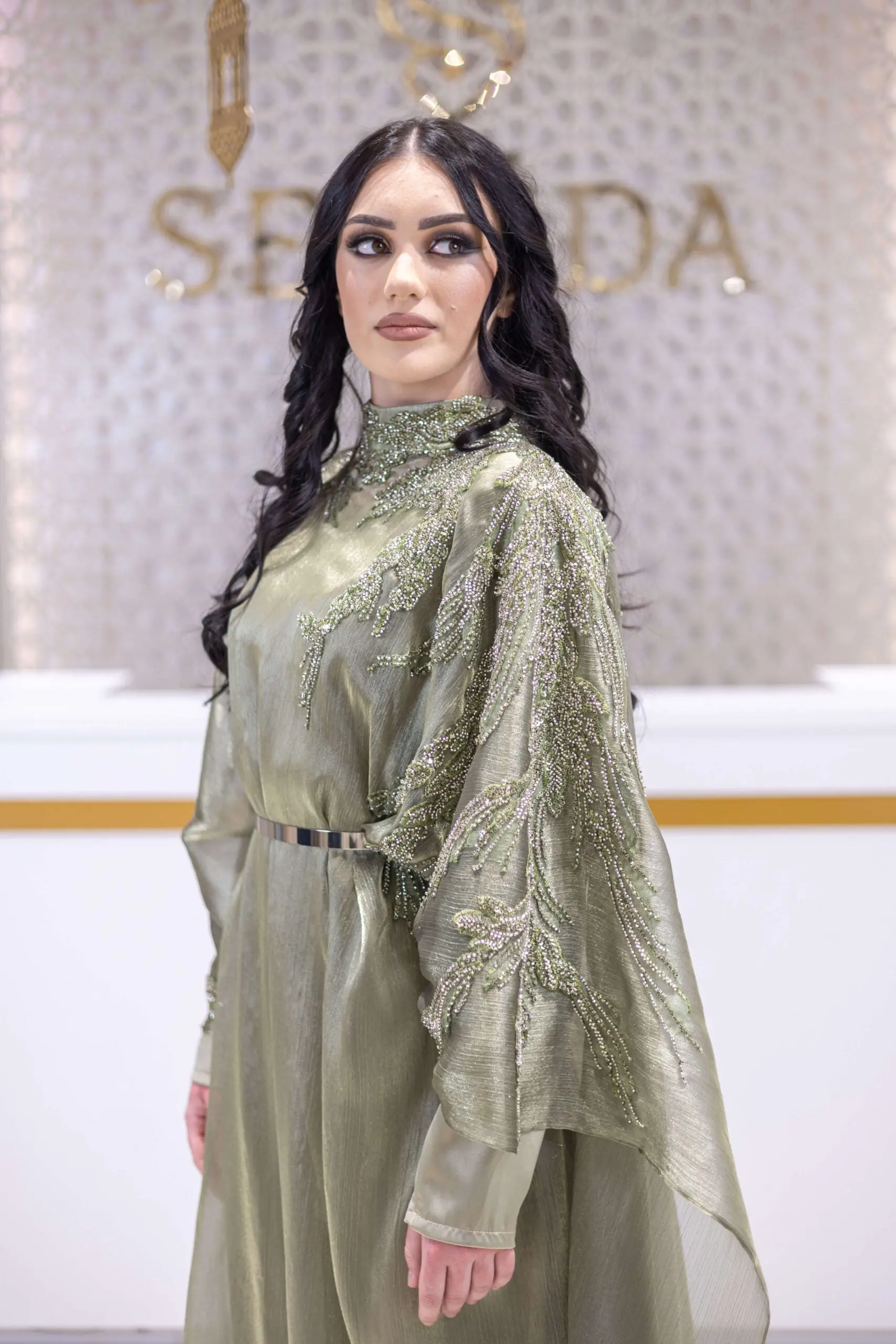 Desert Bloom Embellished Abaya – Olive Green, photo 2