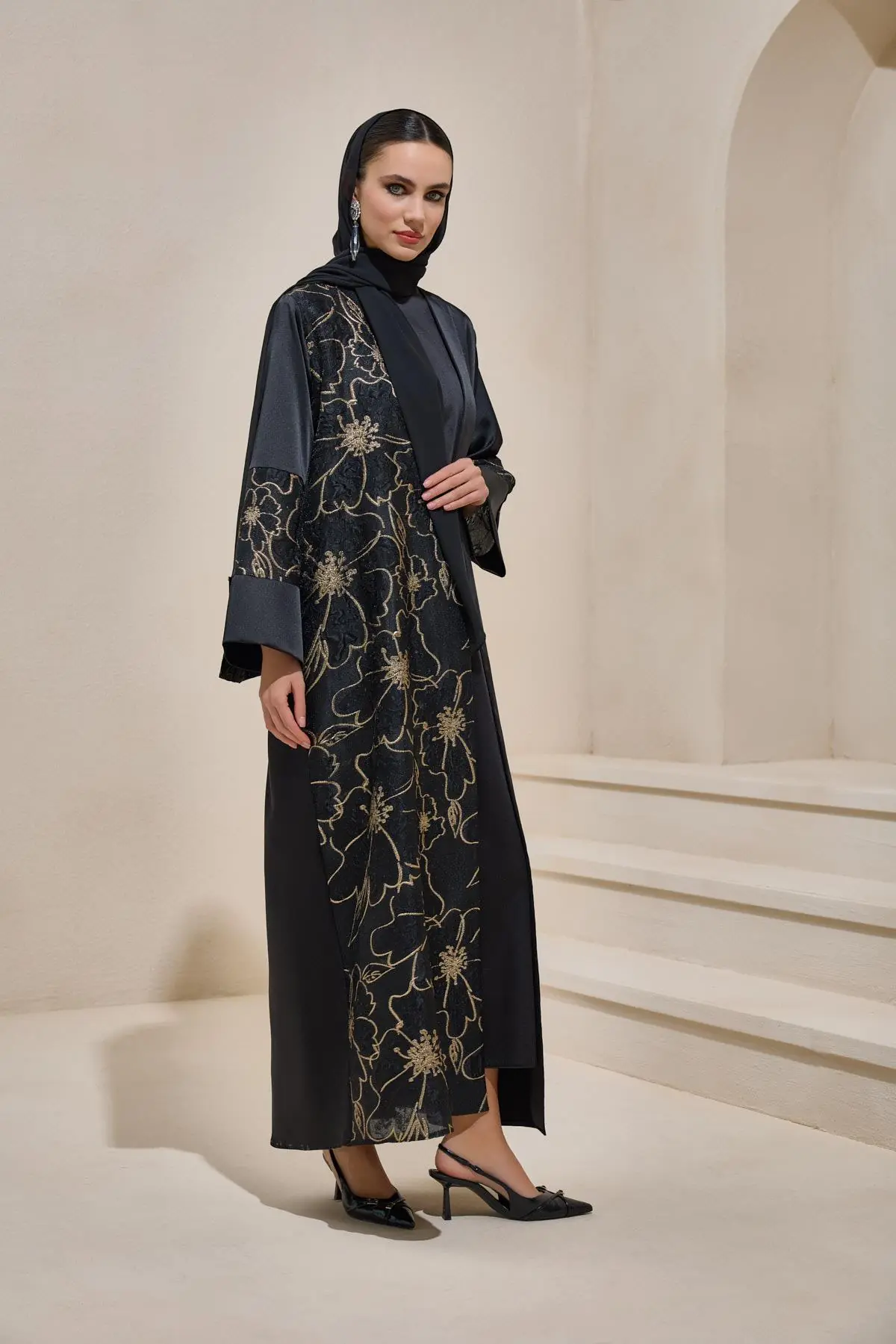 Vera Abaya Set Cream Black