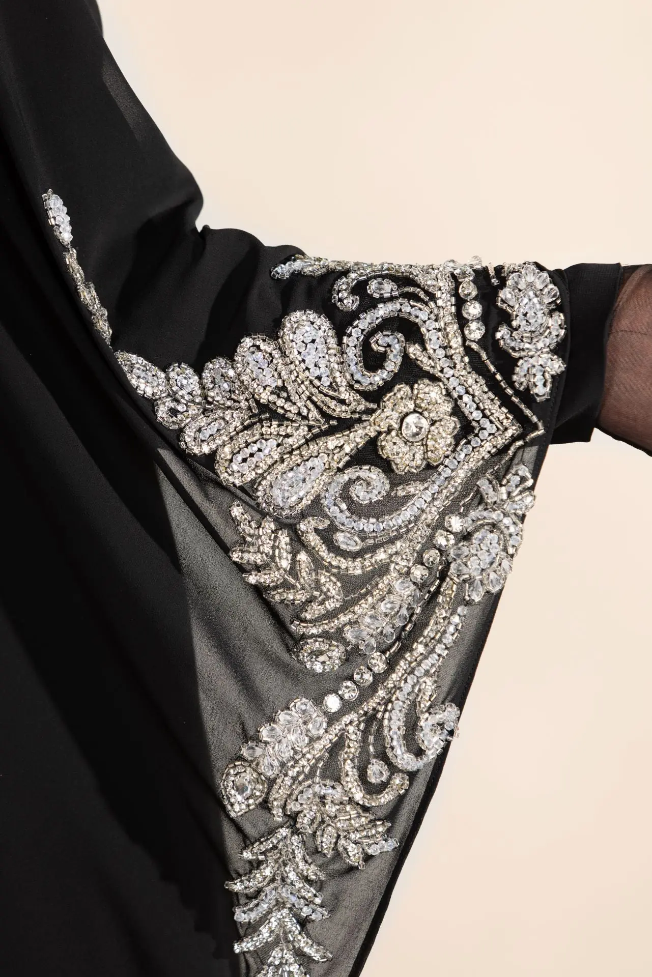 Nebula Veil Embellished Abaya – Black, photo 3