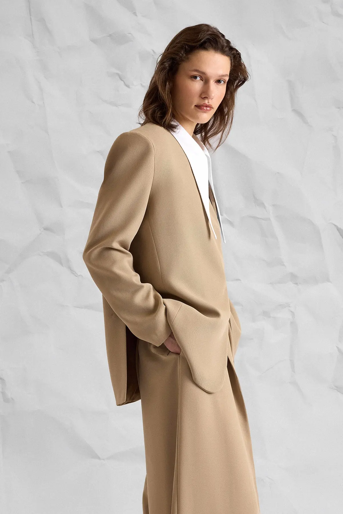 Majesté Atelier No. 09 Tailored Blazer & Wide-Leg Trouser Set - Camel, photo 3