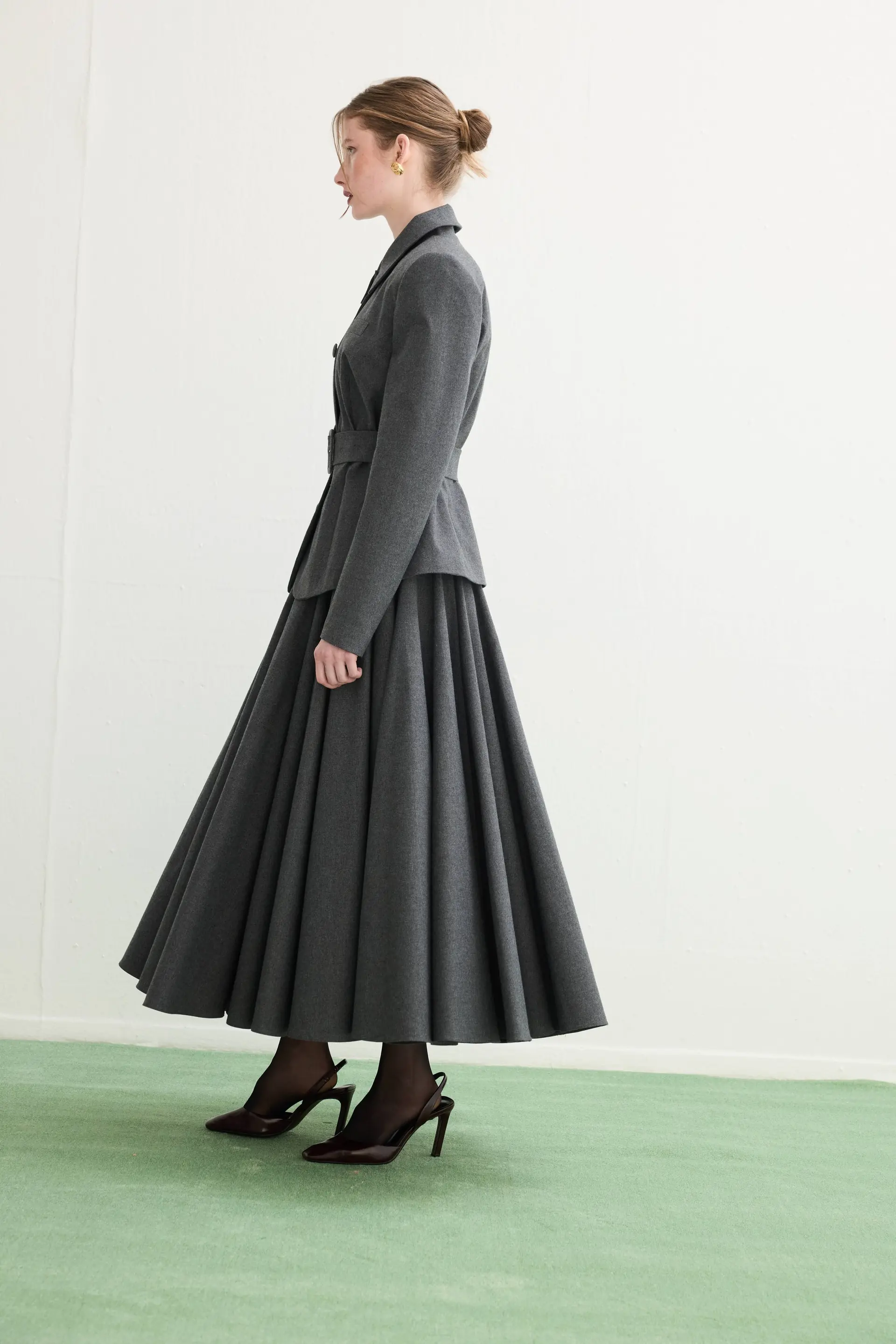 Belted Jacket & High-Waisted Maxi Skirt Set – Grey, photo 2