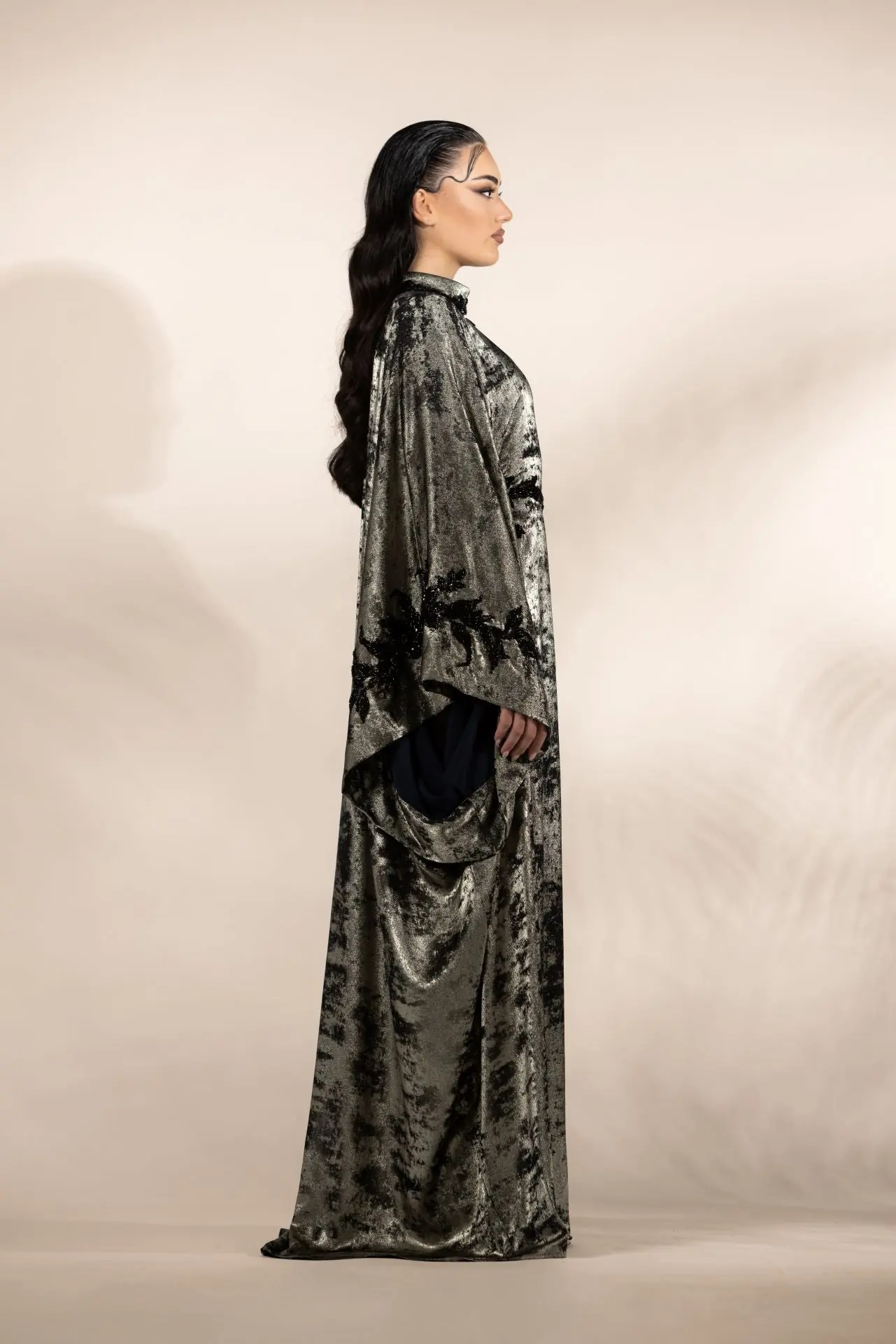 Infinity Silk Embellished Abaya – Metallic Gray, photo 6