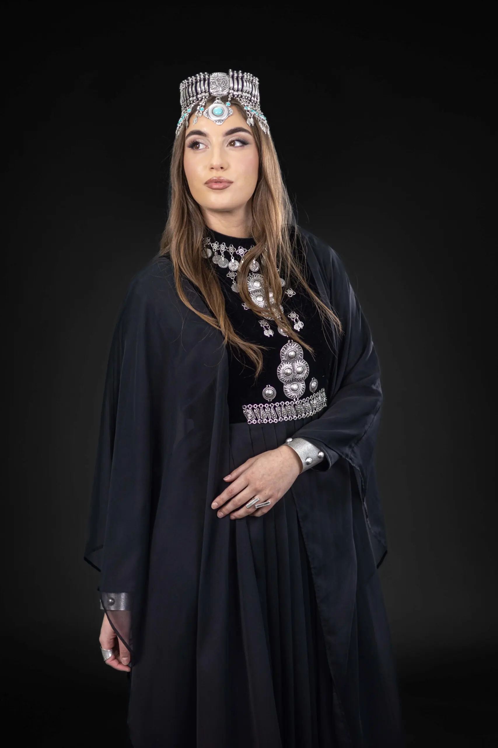 Boldness Embellished Abaya – Black, photo 6