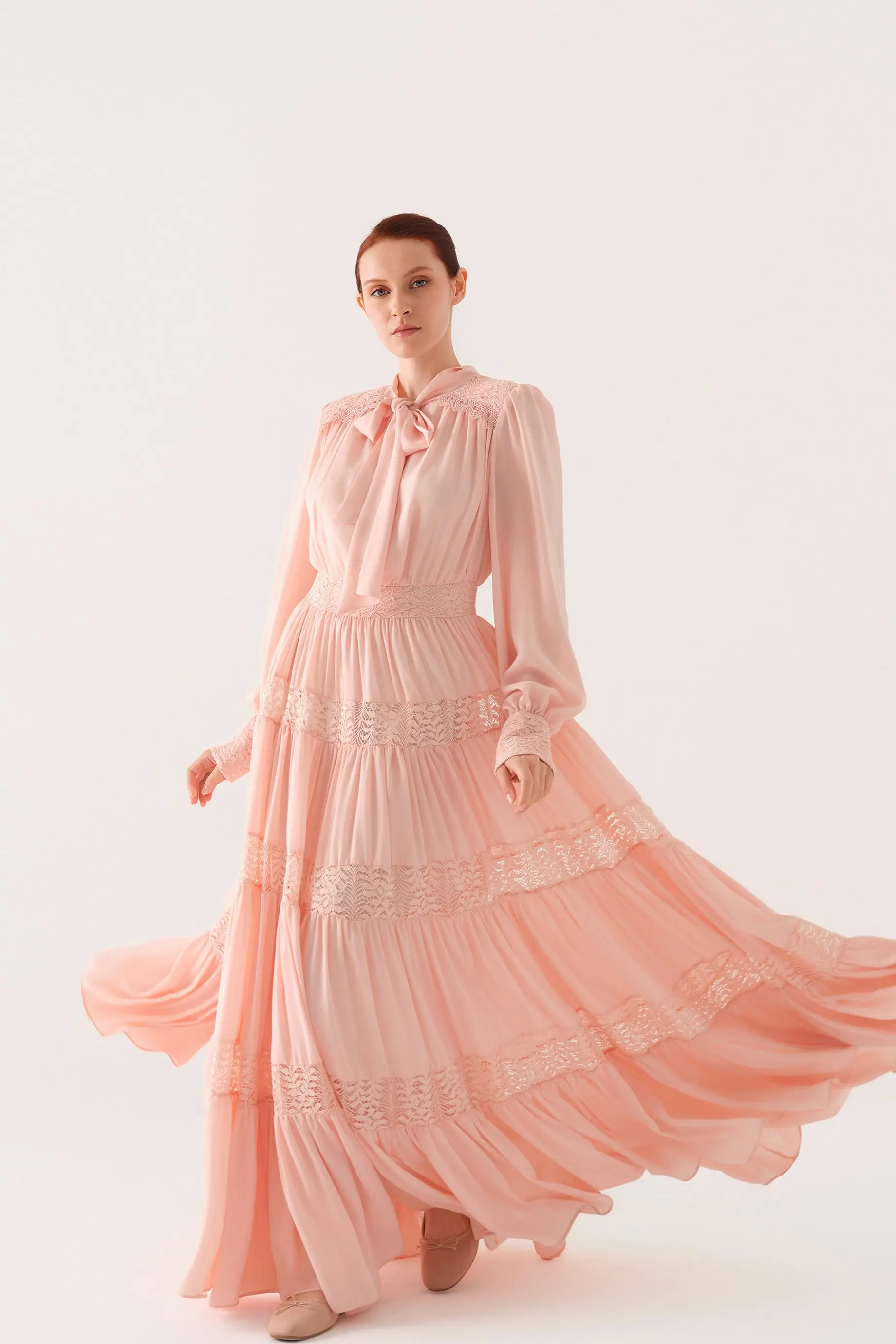 ETEĞİ KAT KAT BRODELİ KREP ELBİSE Pembe, photo 5