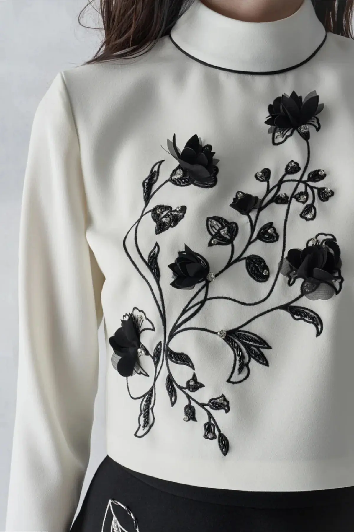Floral Embroidered Blouse & Skirt Set – White/Black, photo 2