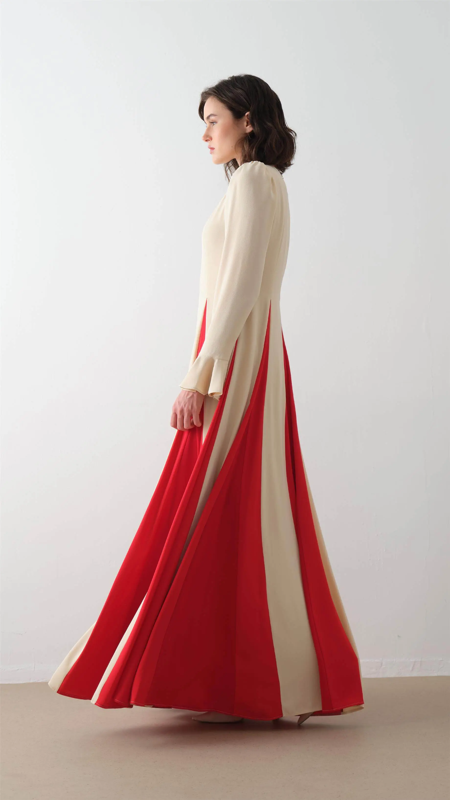 Contrast-Panel Maxi Dress – Beige, photo 4