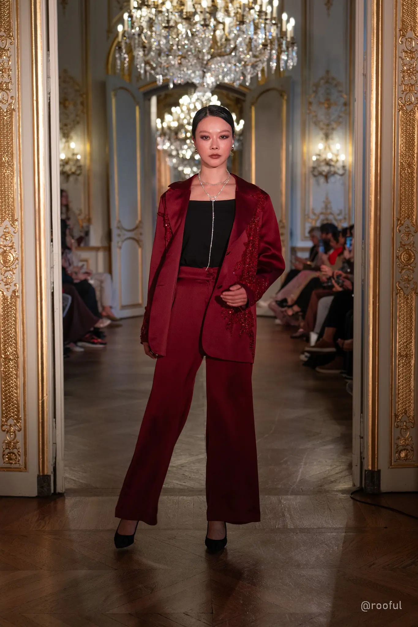 Valessa Embellished Suit – Bordeaux, photo 2