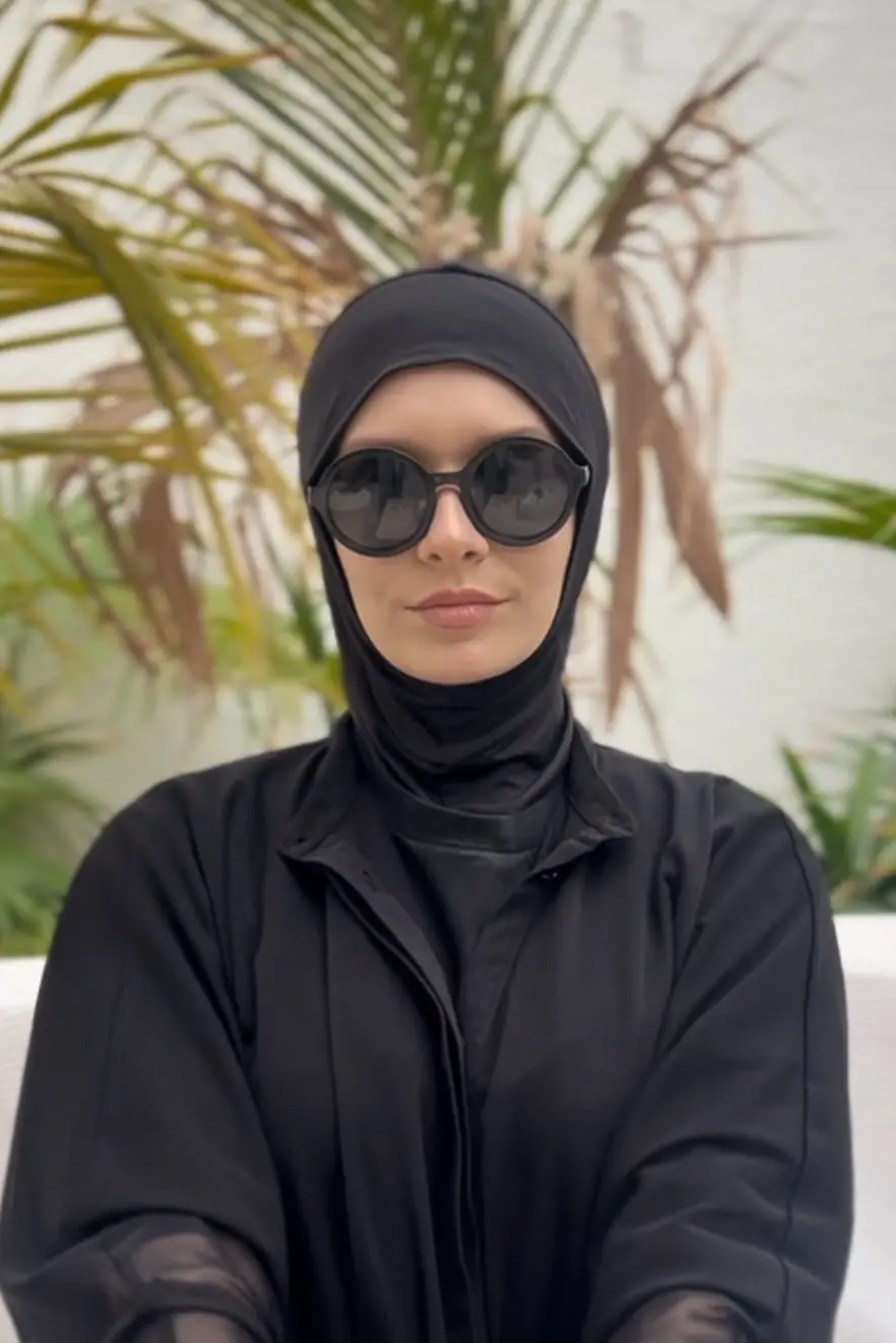 Swimming Pullover Hijab - Black