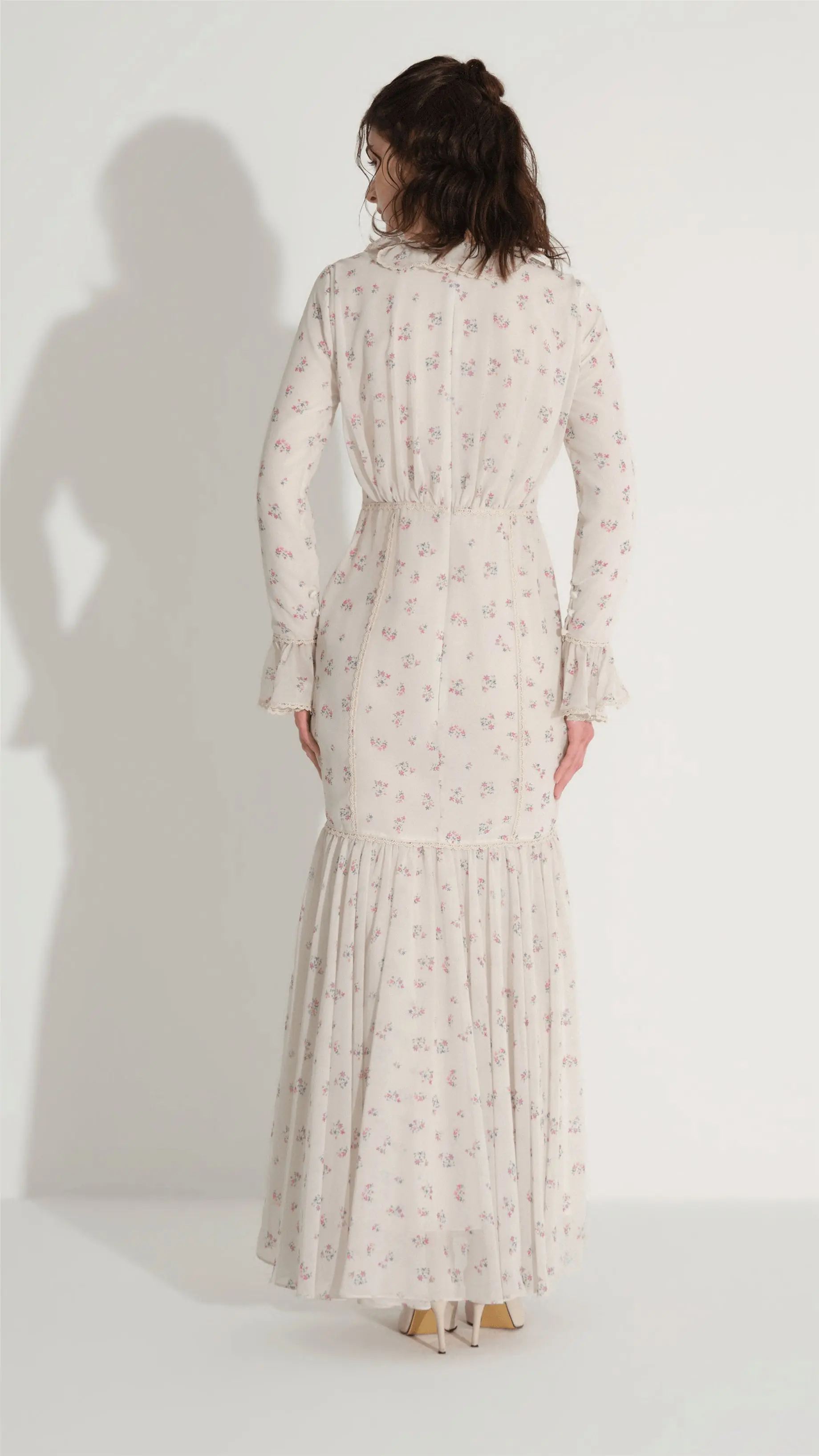 Lace Detail Mermaid Dress – Ecru, photo 4