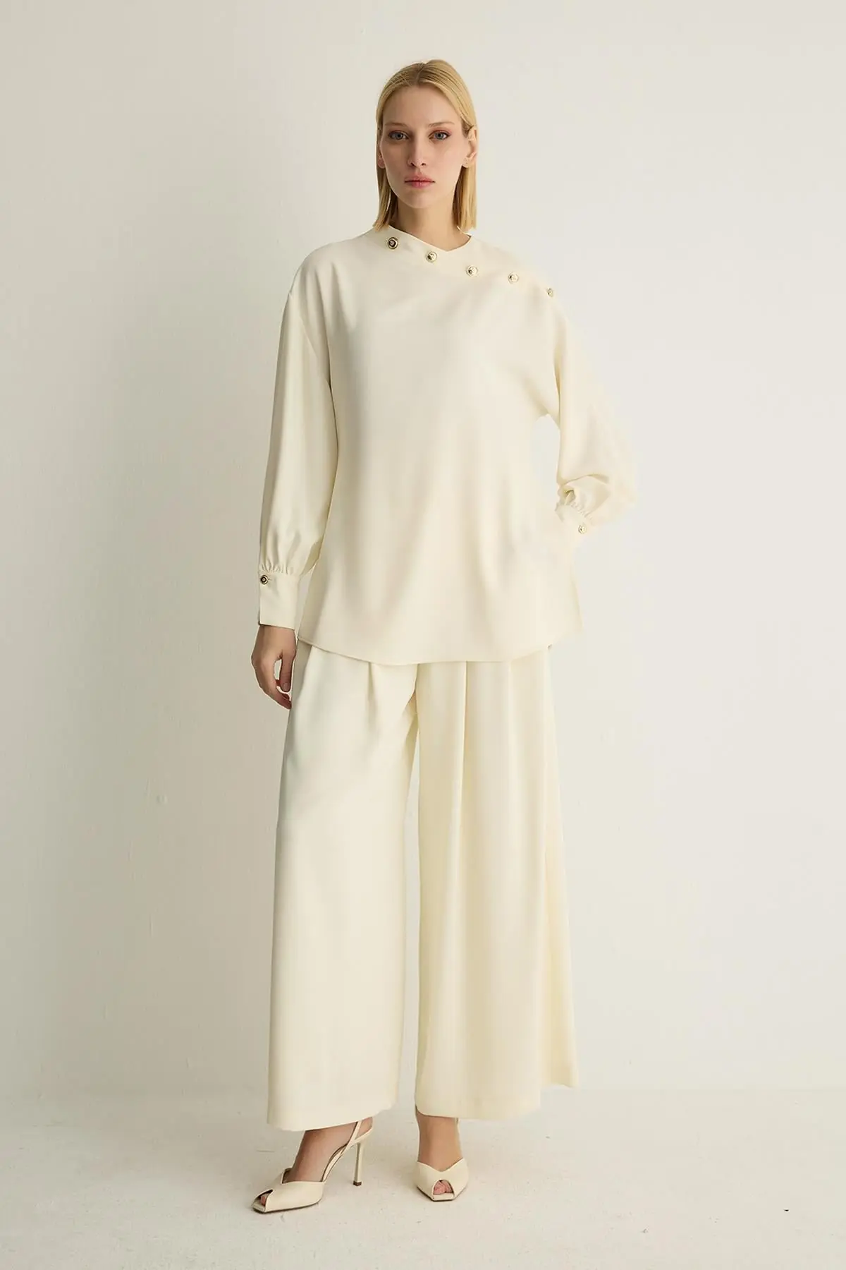 Oriana Tailored Trousers – Ecru, photo 3