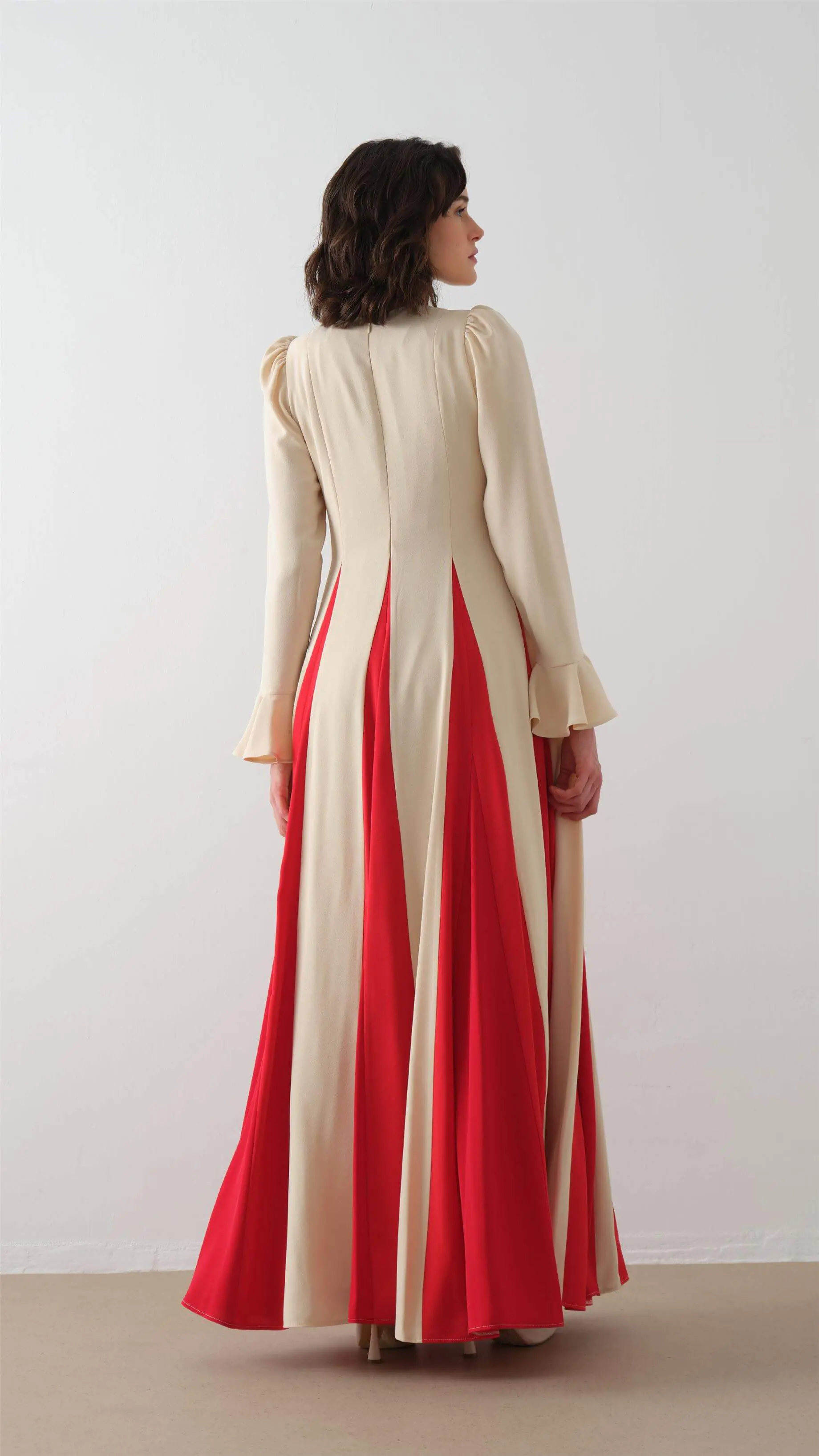 Contrast-Panel Maxi Dress – Beige, photo 5