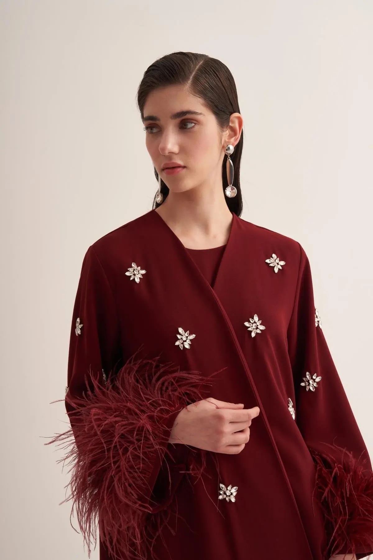 Elissa Feathered Crystal Embellished Abaya – Burgundy, photo 3