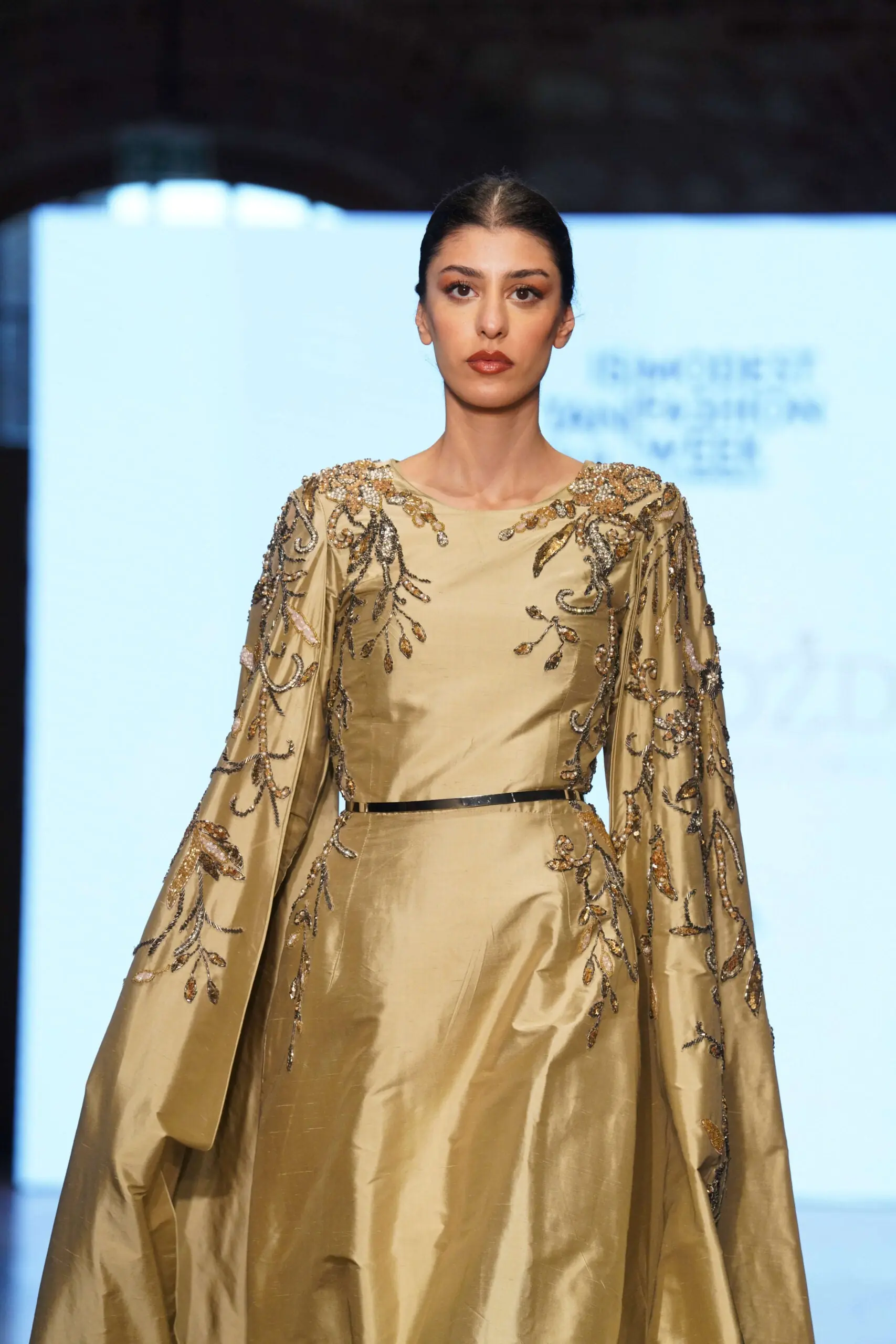Sovereign Glow Balcanian Embellished Silk Gown – Gold, photo 2
