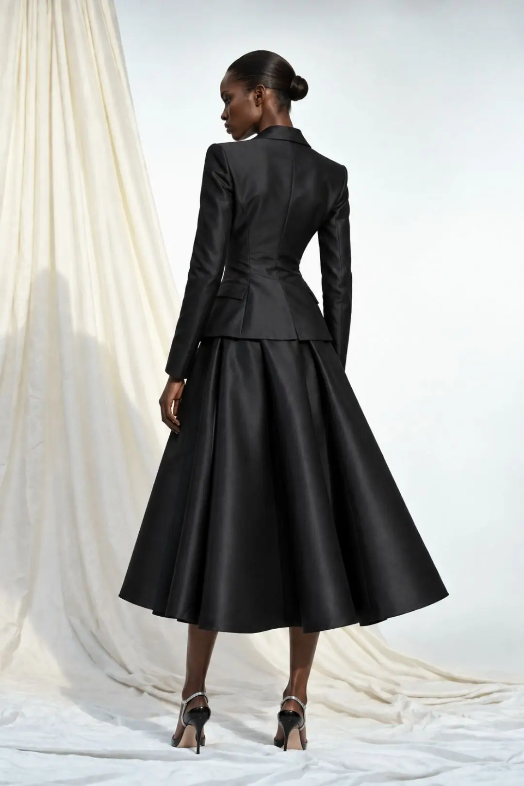 NOIR ATELIER Black Blazer & Ruffled Skirt Suit, photo 2