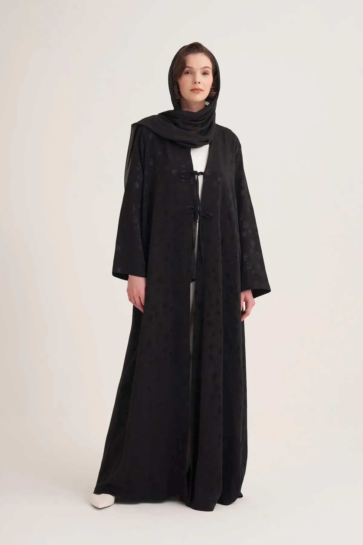 Mila Linen Abaya & Scarf – Black