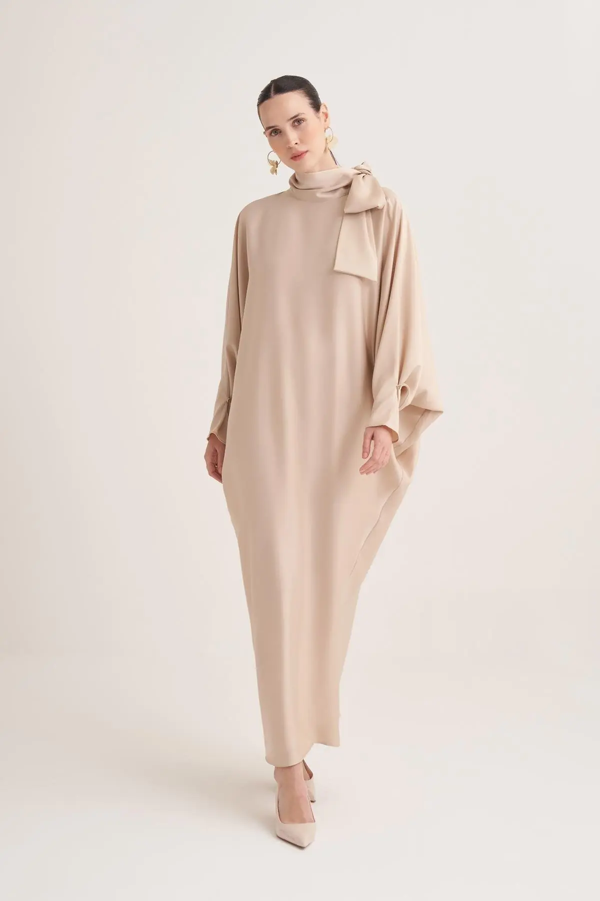 Sophie Satin Bow-Neck Dress – Beige, photo 4