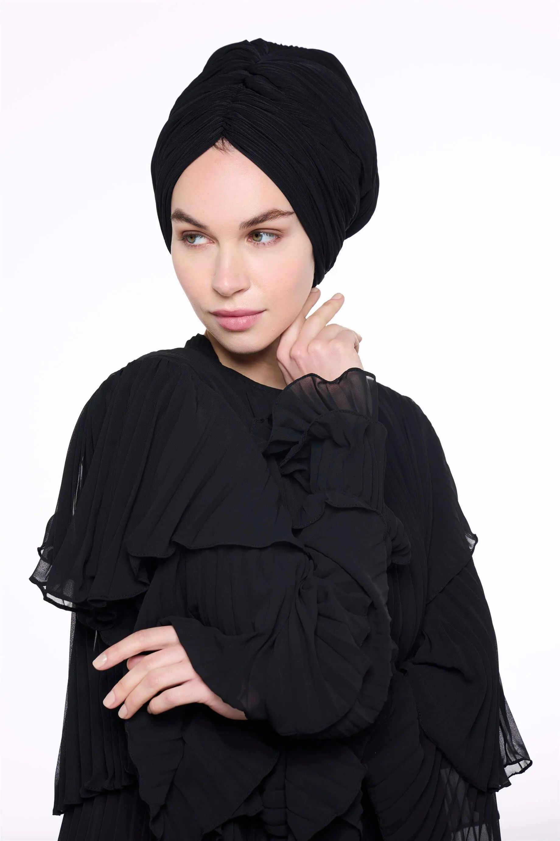 Cross-Wrap Bonnet – Black, photo 2