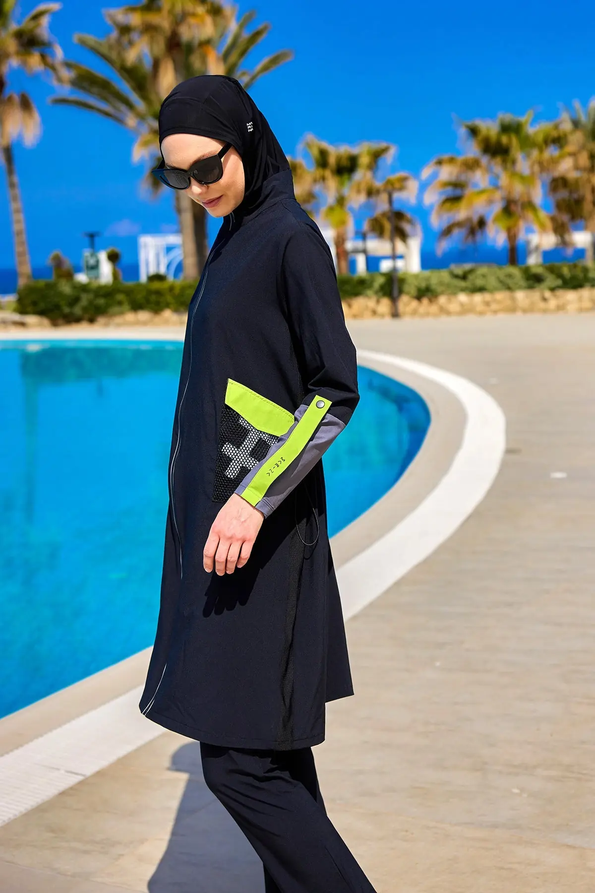 Black Full Coverage Modest Swimwear with Mesh Pocket – M2522, photo 3