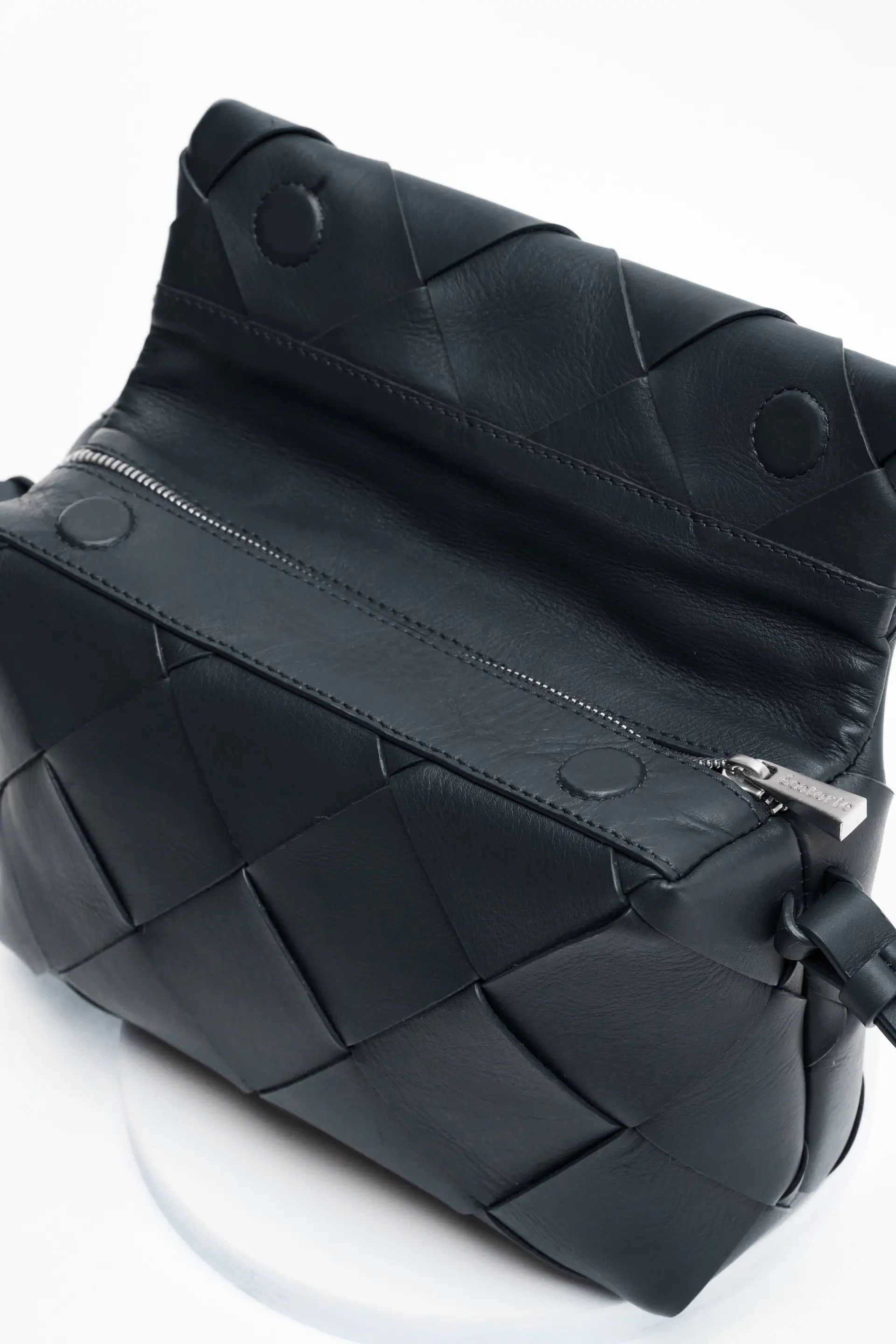 Ecotorie - Maude Black Crossbody, photo 3