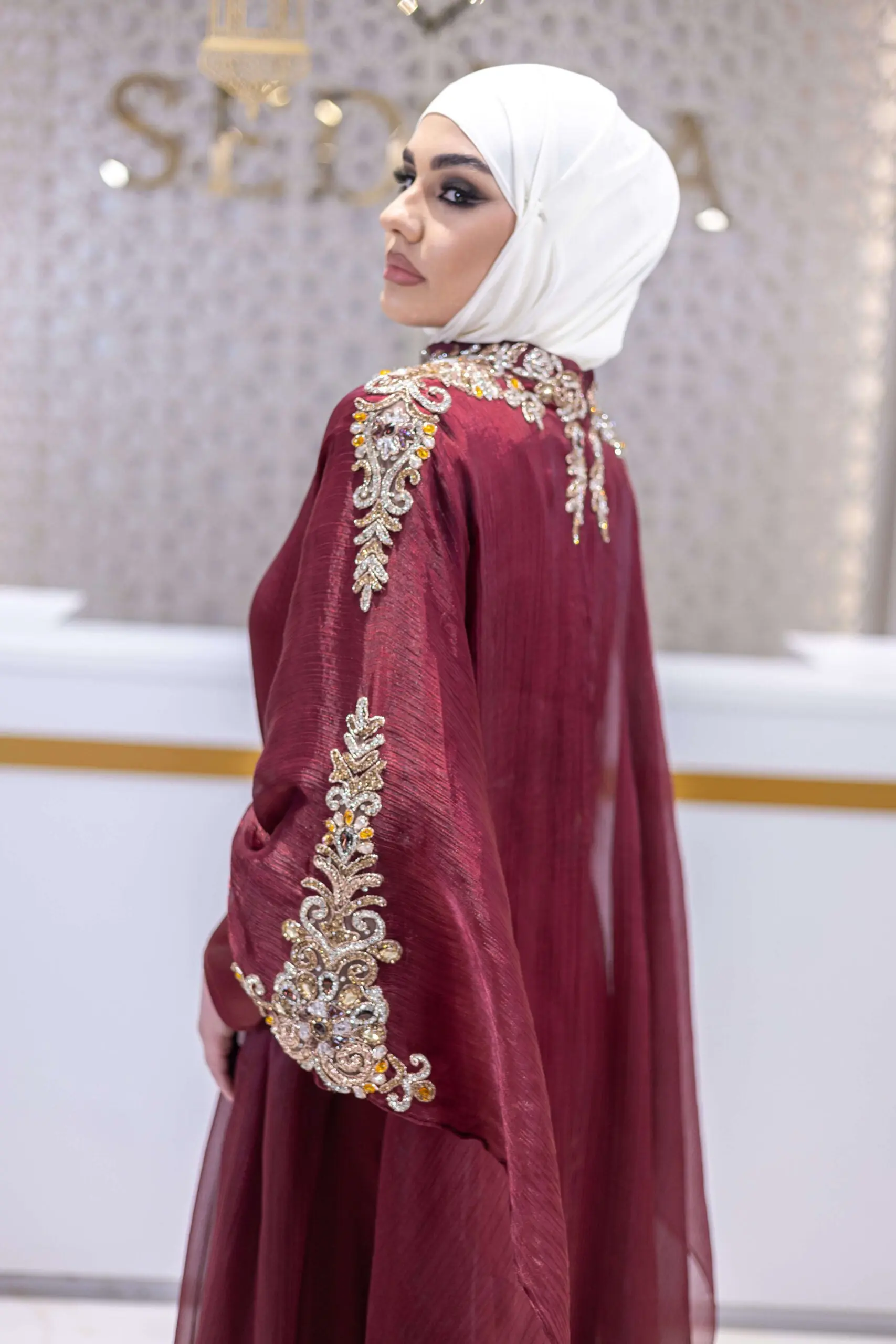Golden Sands Embellished Abaya – Red, photo 2