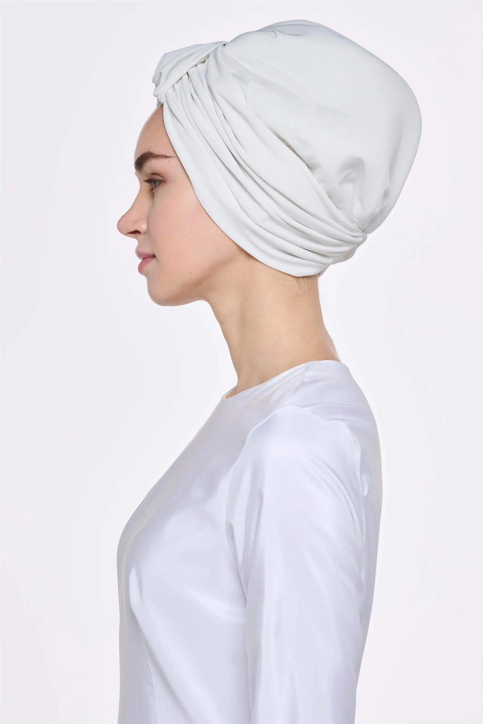 White Handle-Style Design Bonnet, photo 3