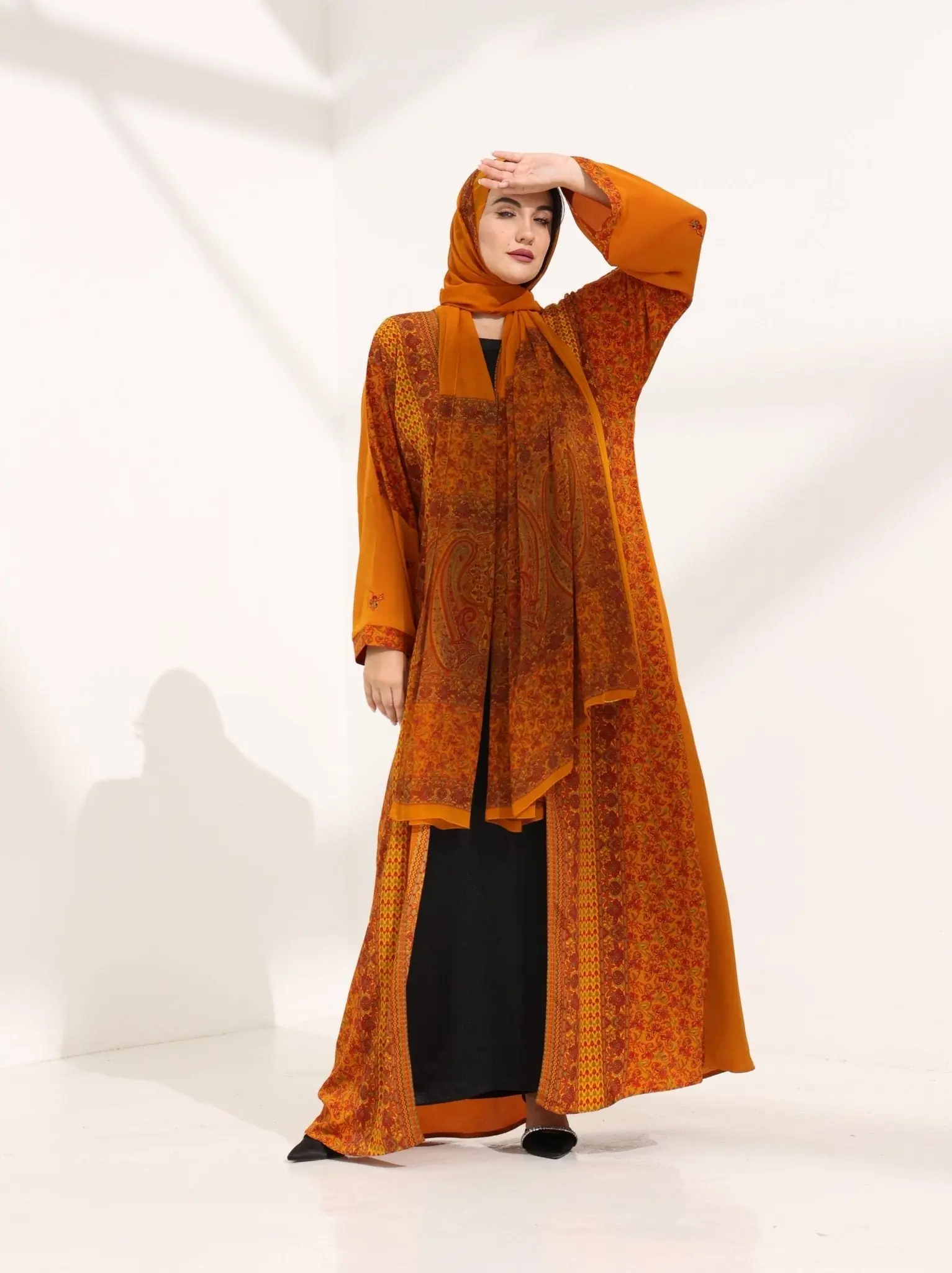 Kashmir Bloom Abaya – Saffron Jaal Edition