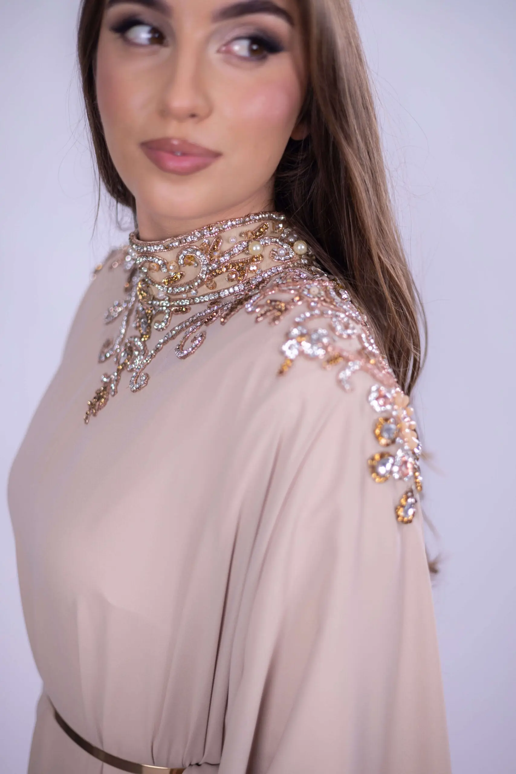 Velvet Moon Embellished Abaya – Beige, photo 3