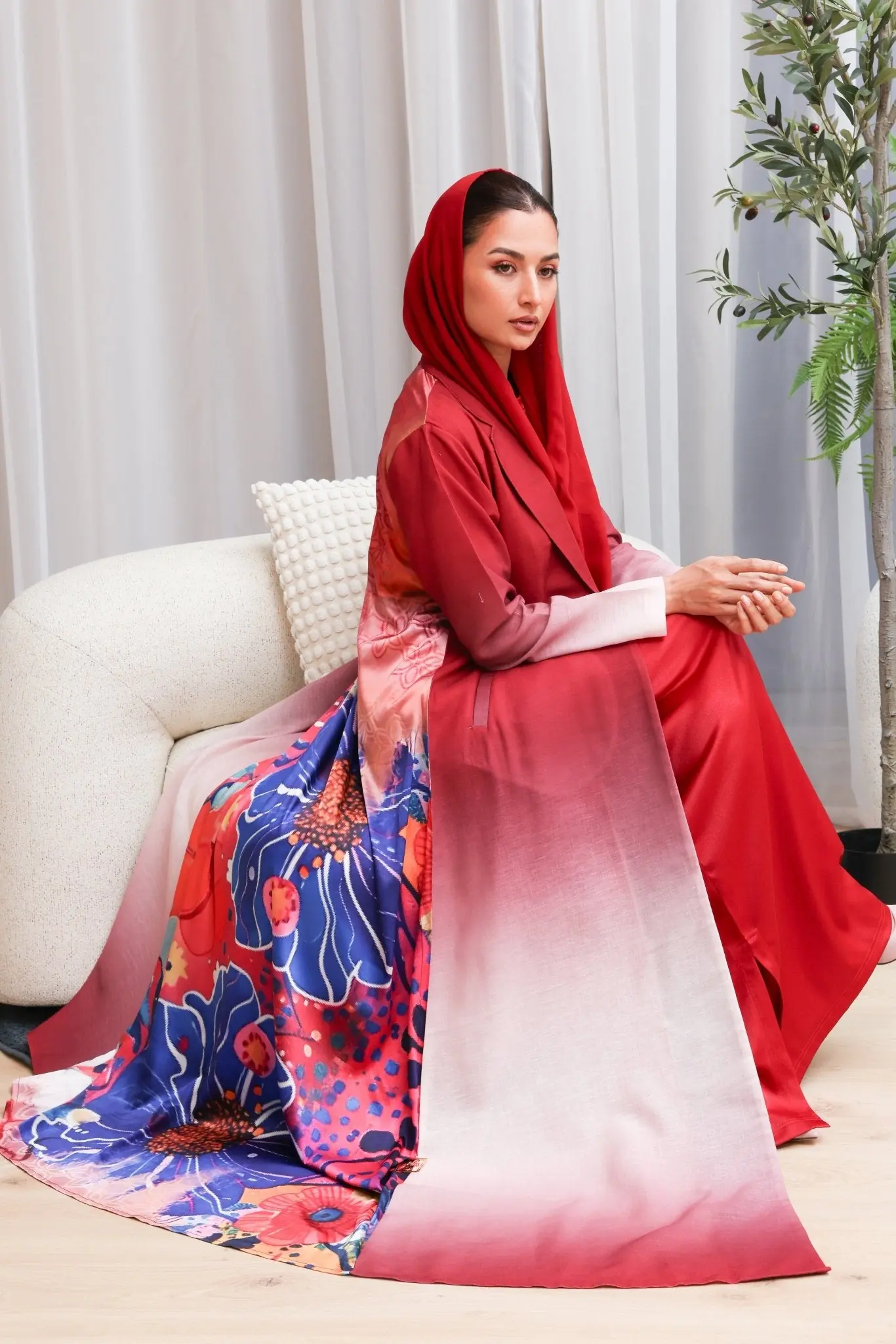 Ruh Ishq | Red Ombré Abaya with Silk Floral Back abaya, photo 4