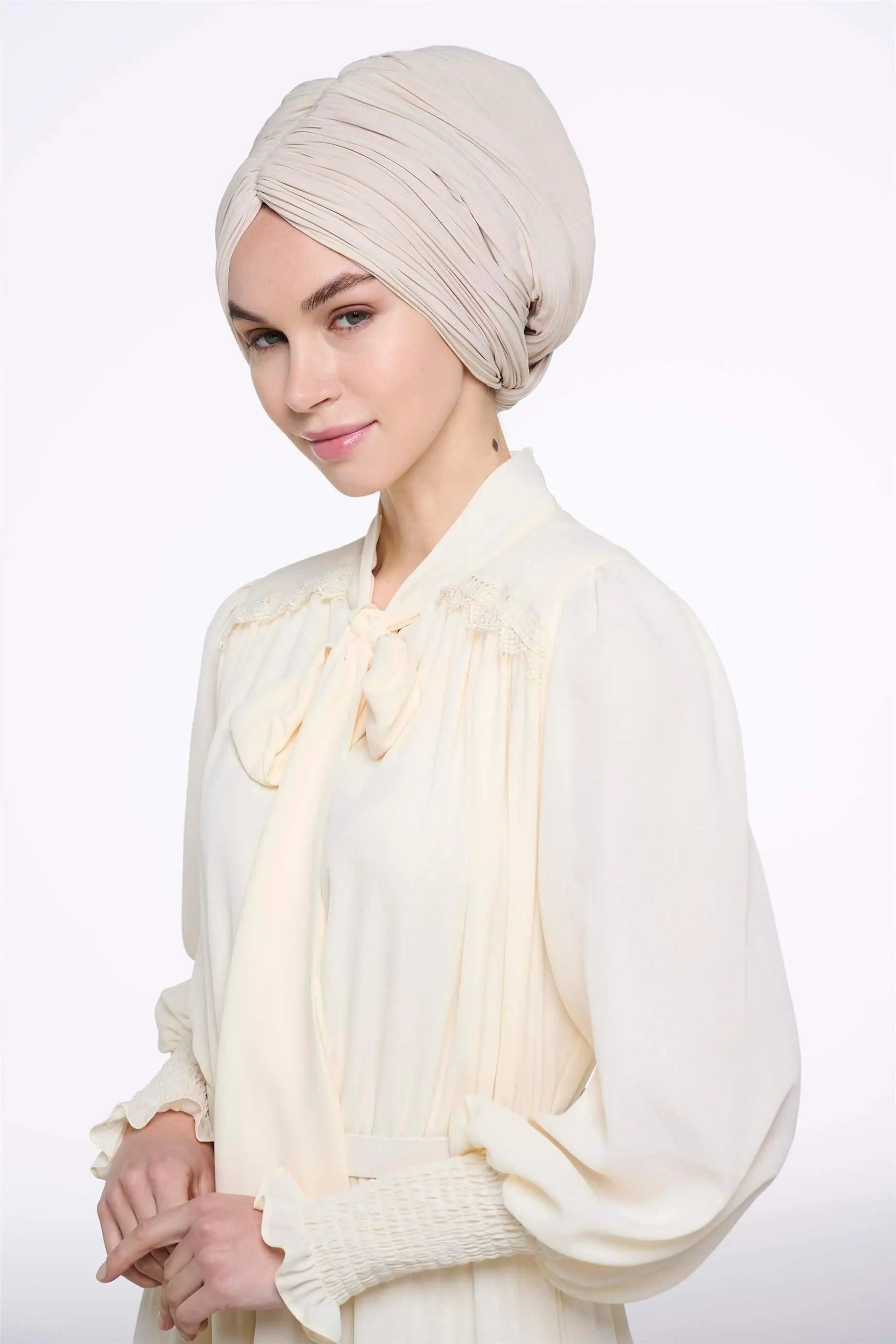 Cross-Wrap Bonnet – Beige, photo 3