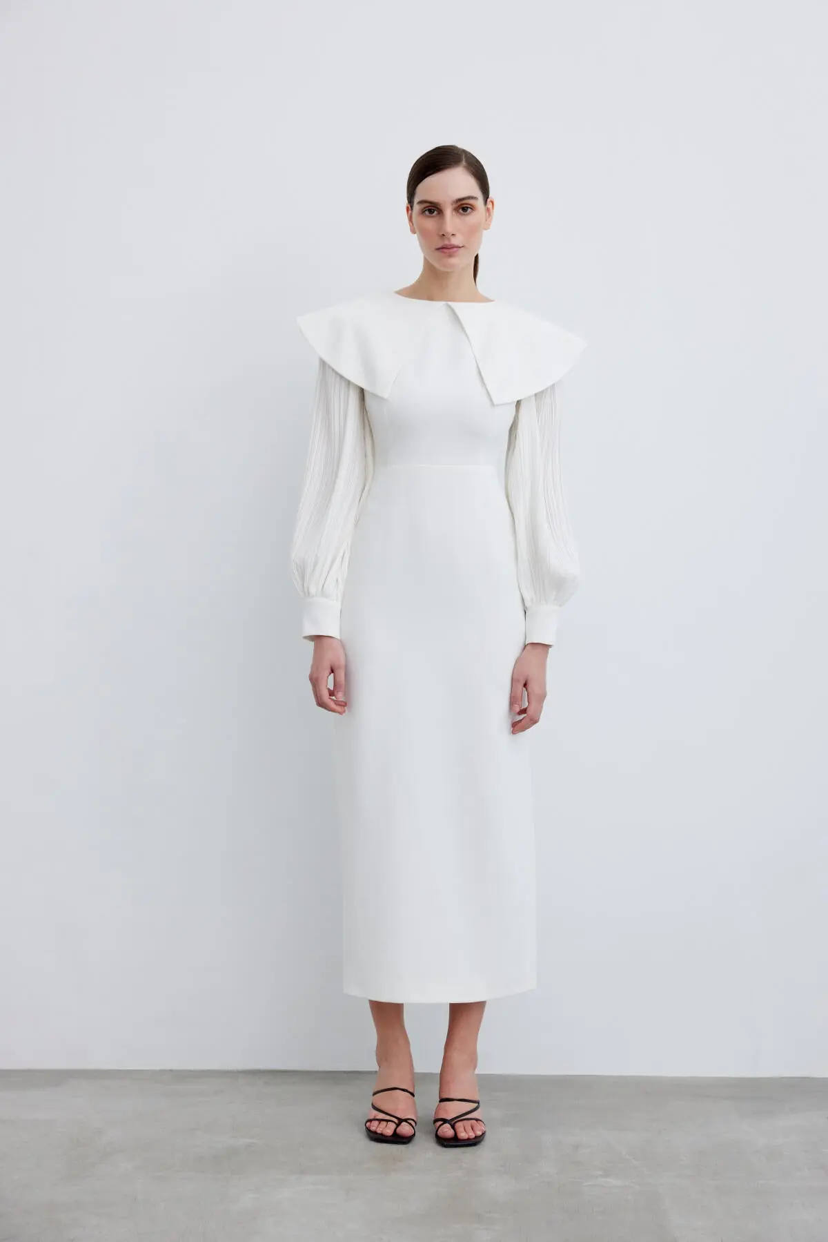 Elegant Pleated Sleeve Crepe Evening Dress – White