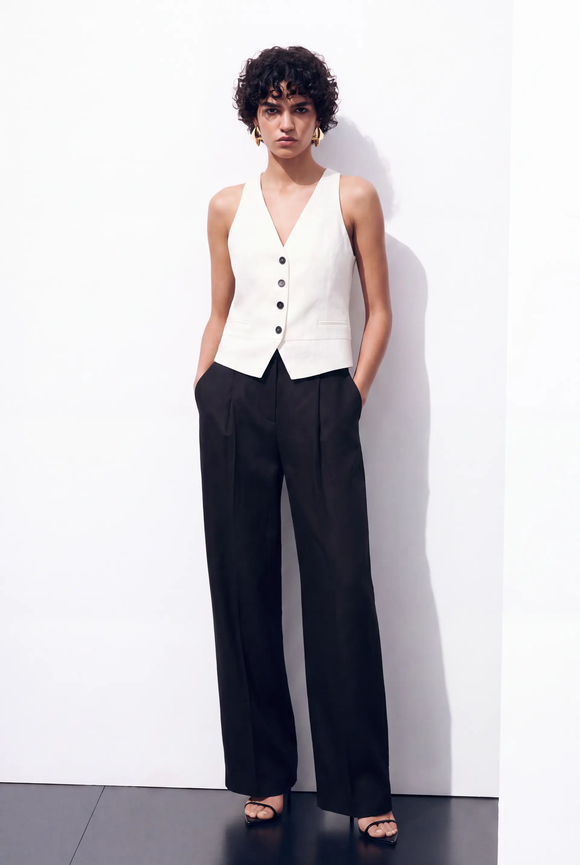 Muna Linen Vest - 100% Pure Linen, photo 4