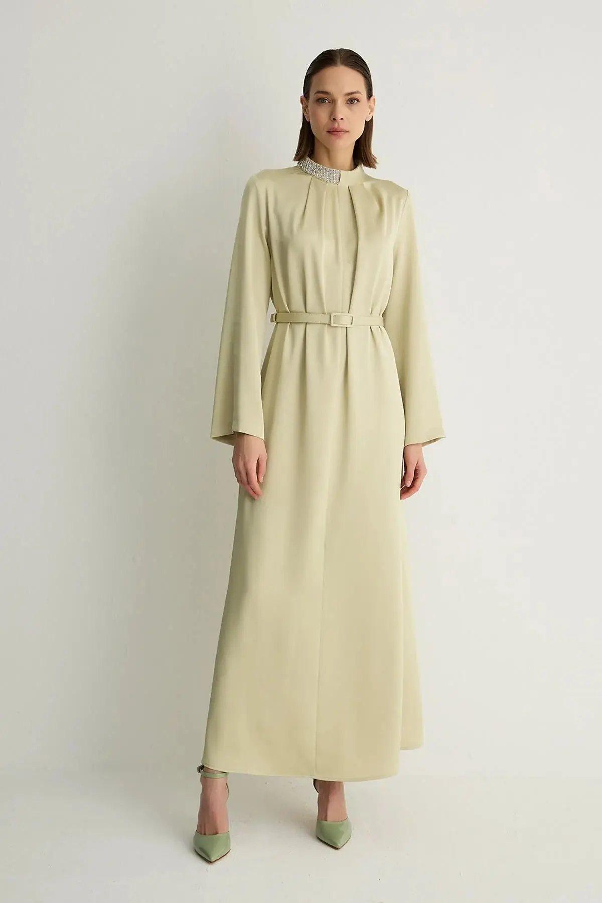 Lotus Embellished Collar Dress – Pastel Green