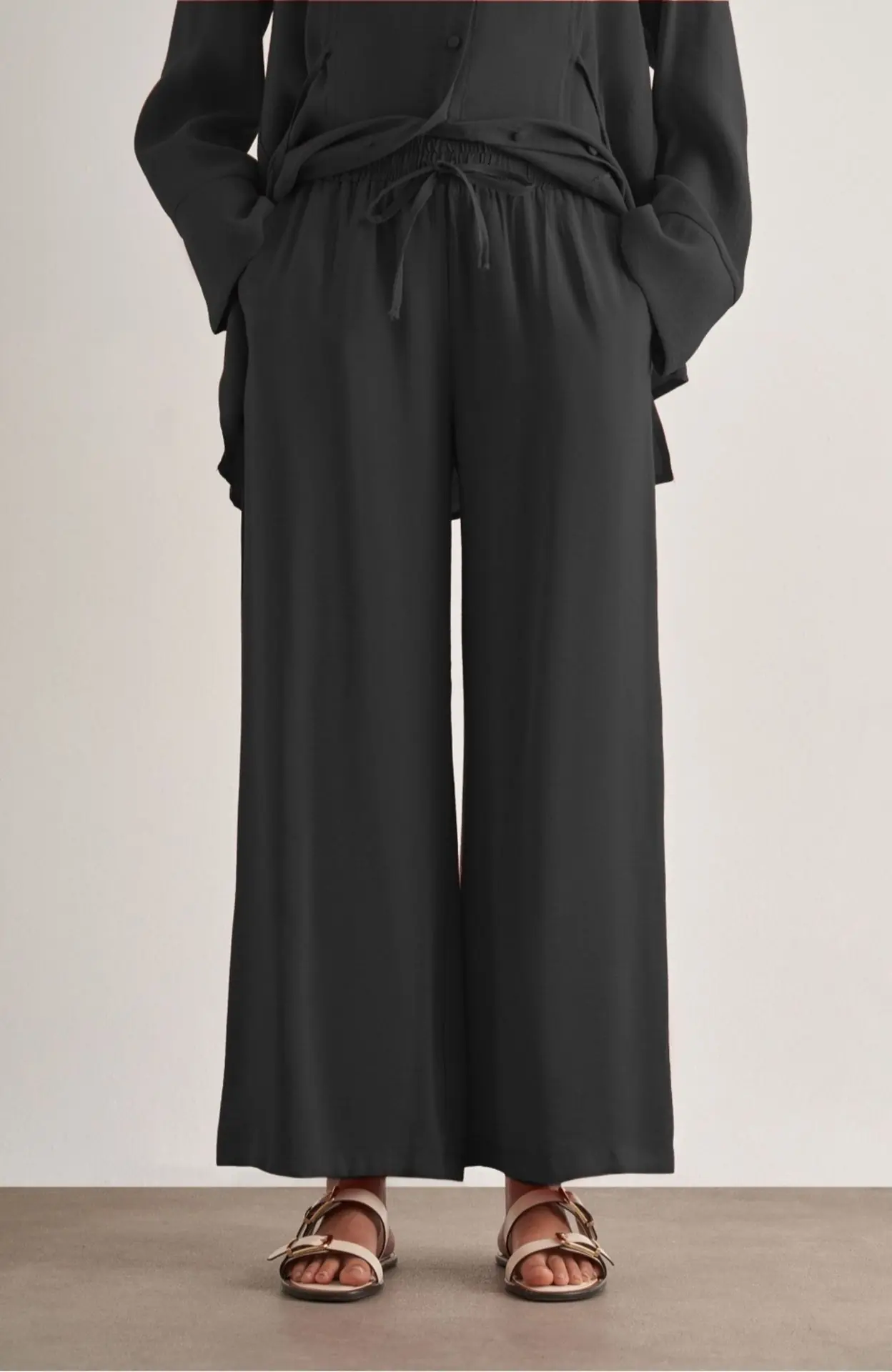 Mizalle Women's Relaxed Pants
