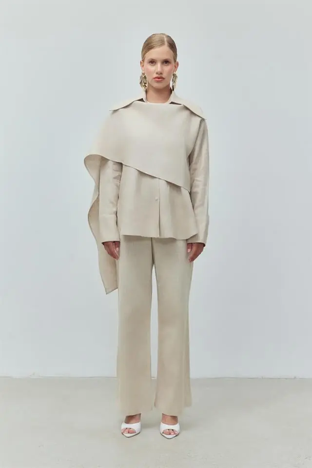 Dune Flow Suit — Beige