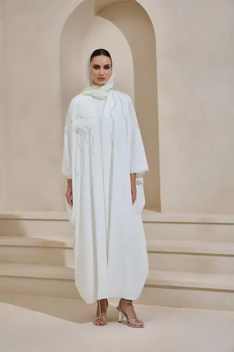 Elana Abaya White, photo 3