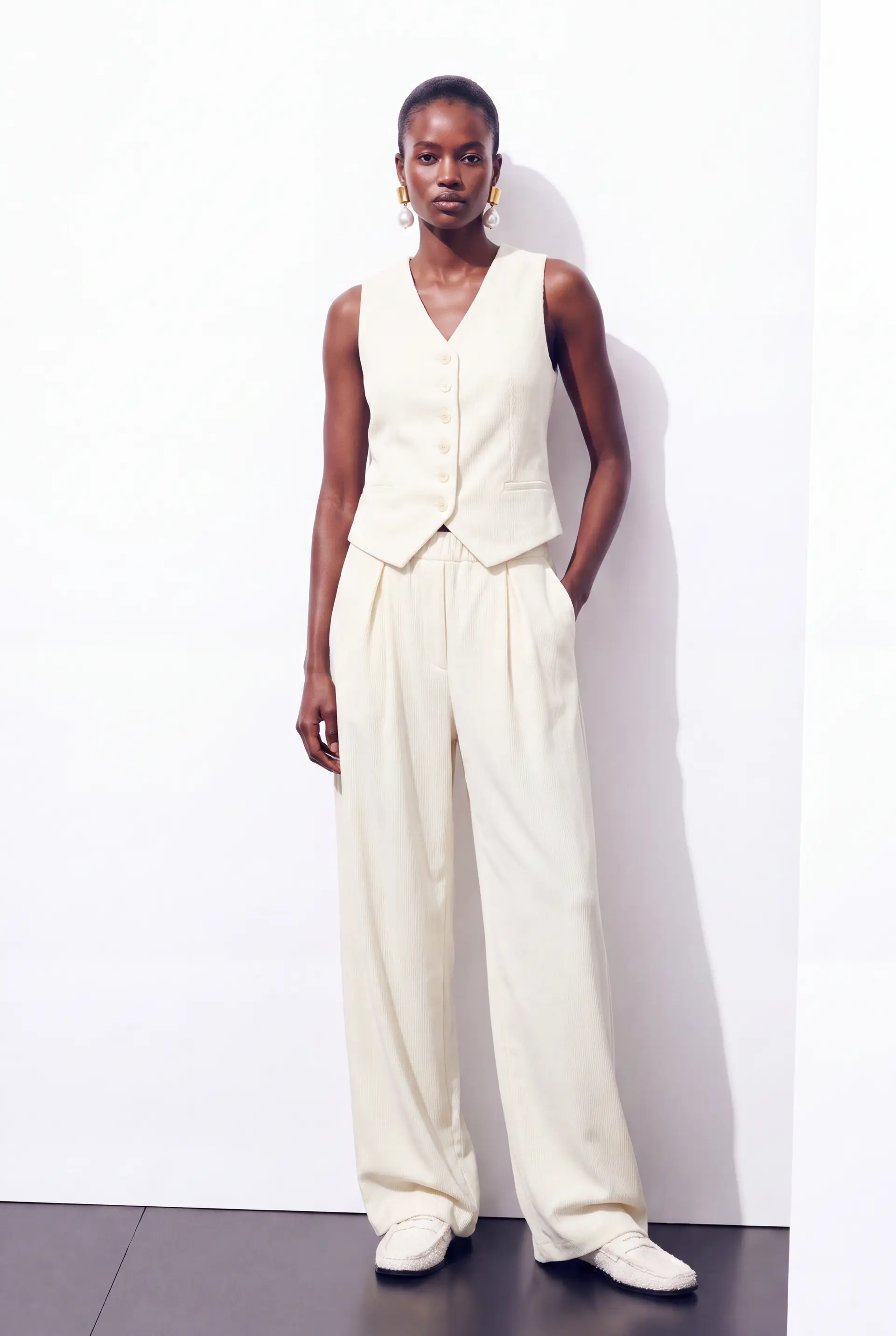 Tailored Velvet Vest, photo 7