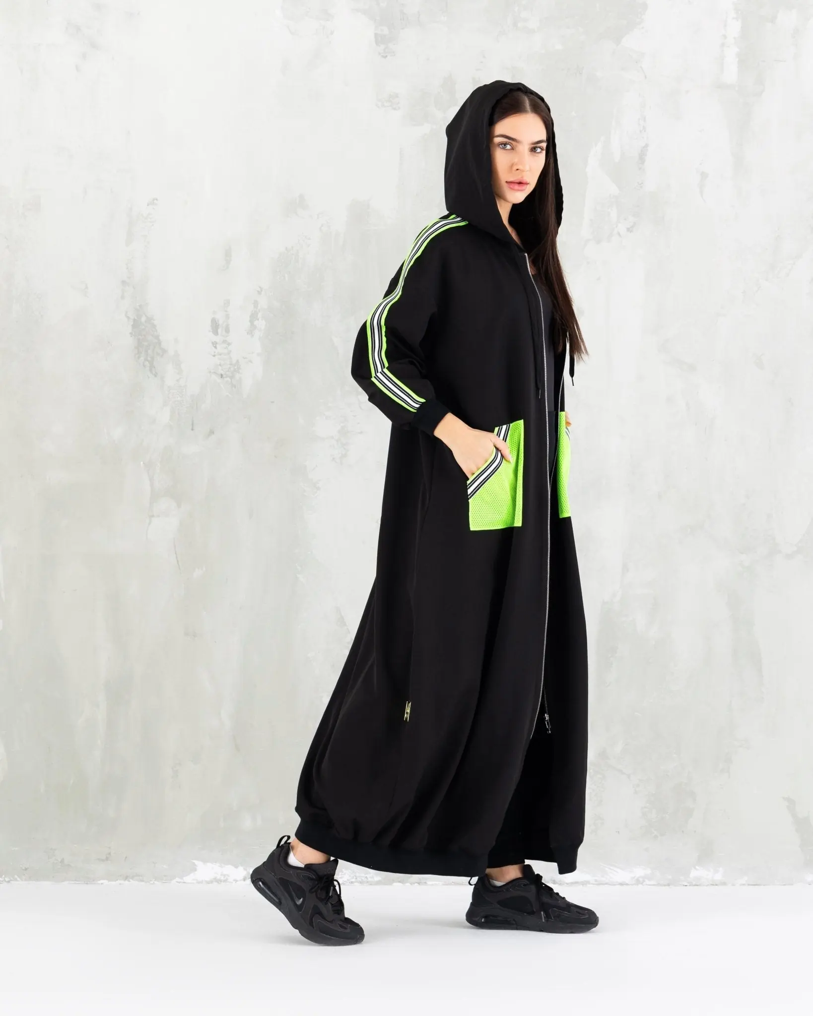 Fluorescent Black Sporty Abaya