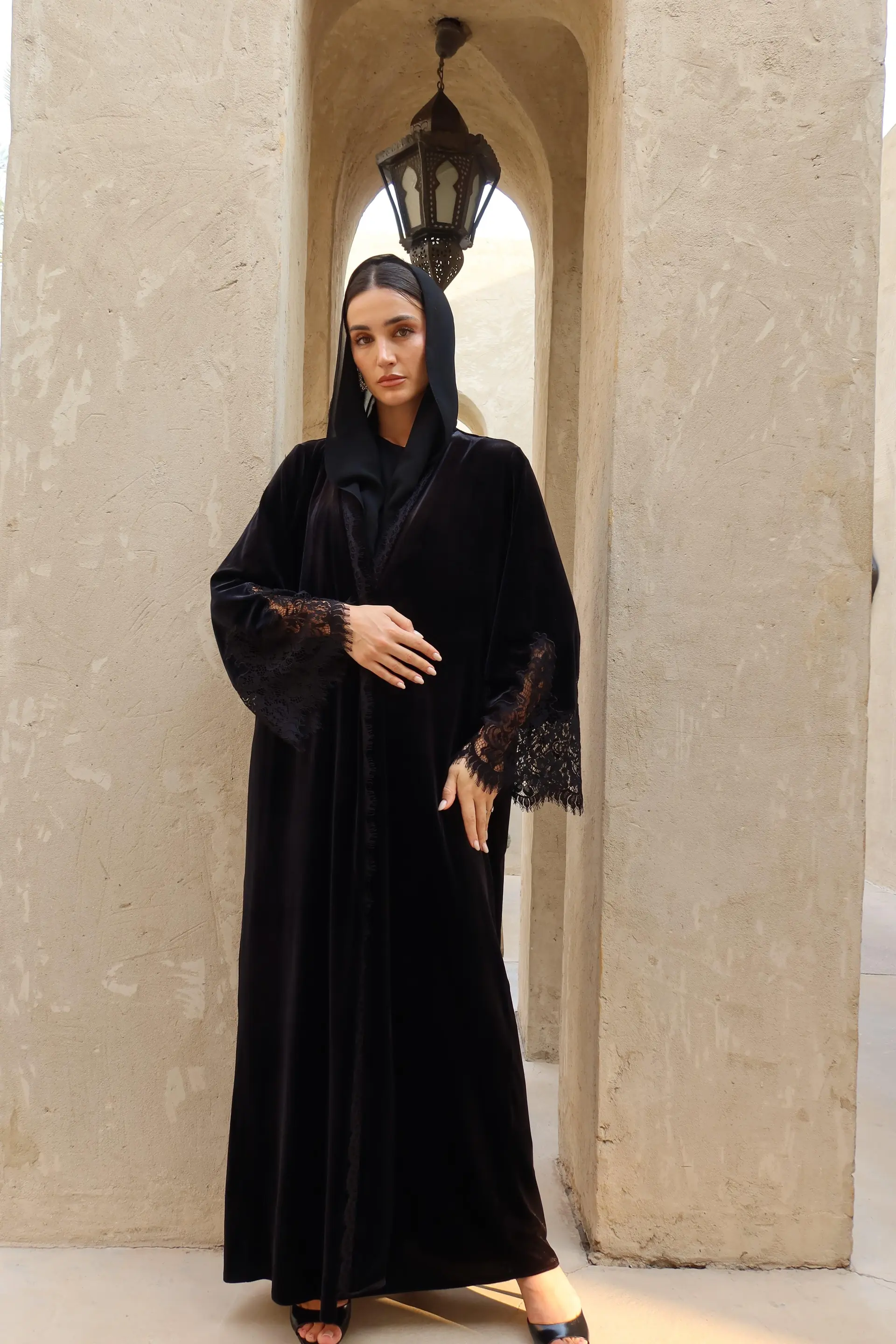 Velvet Lace Abaya – Black