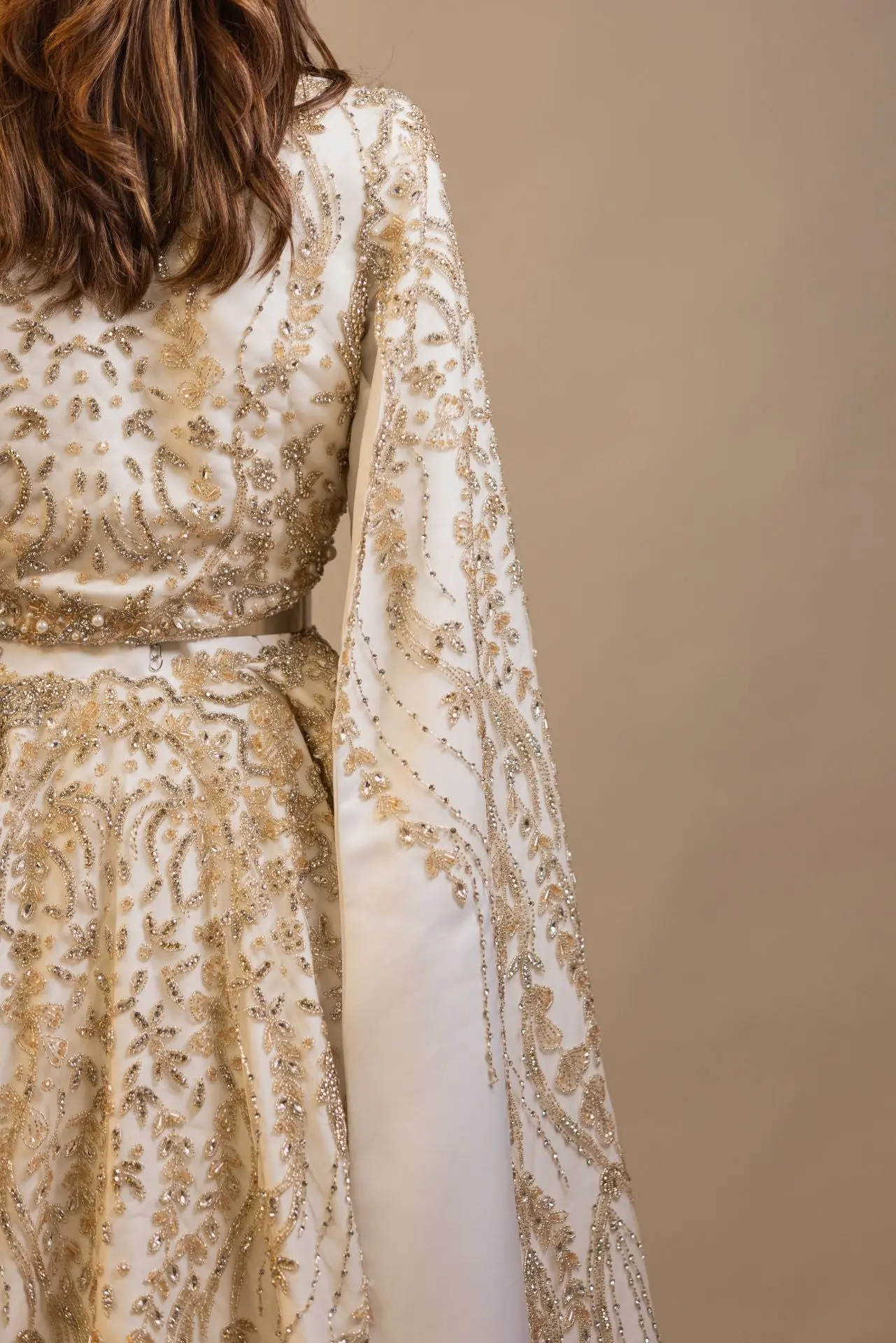 Star Veil Embellished Satin Kaftan – Ivory, photo 2