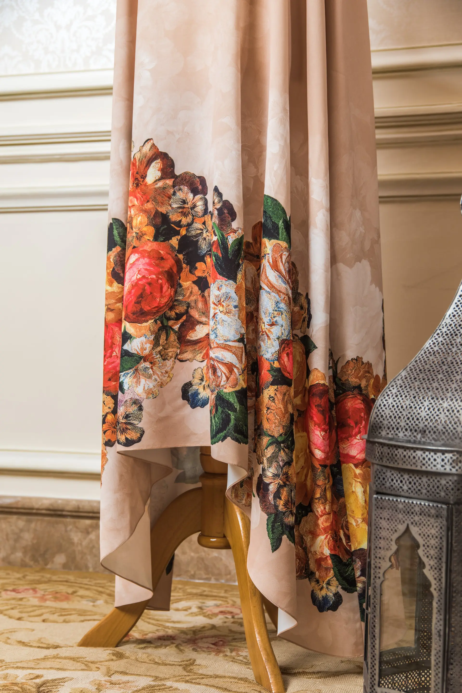 Nude FLOWERS PRINTED Silk KAFTAN, photo 2