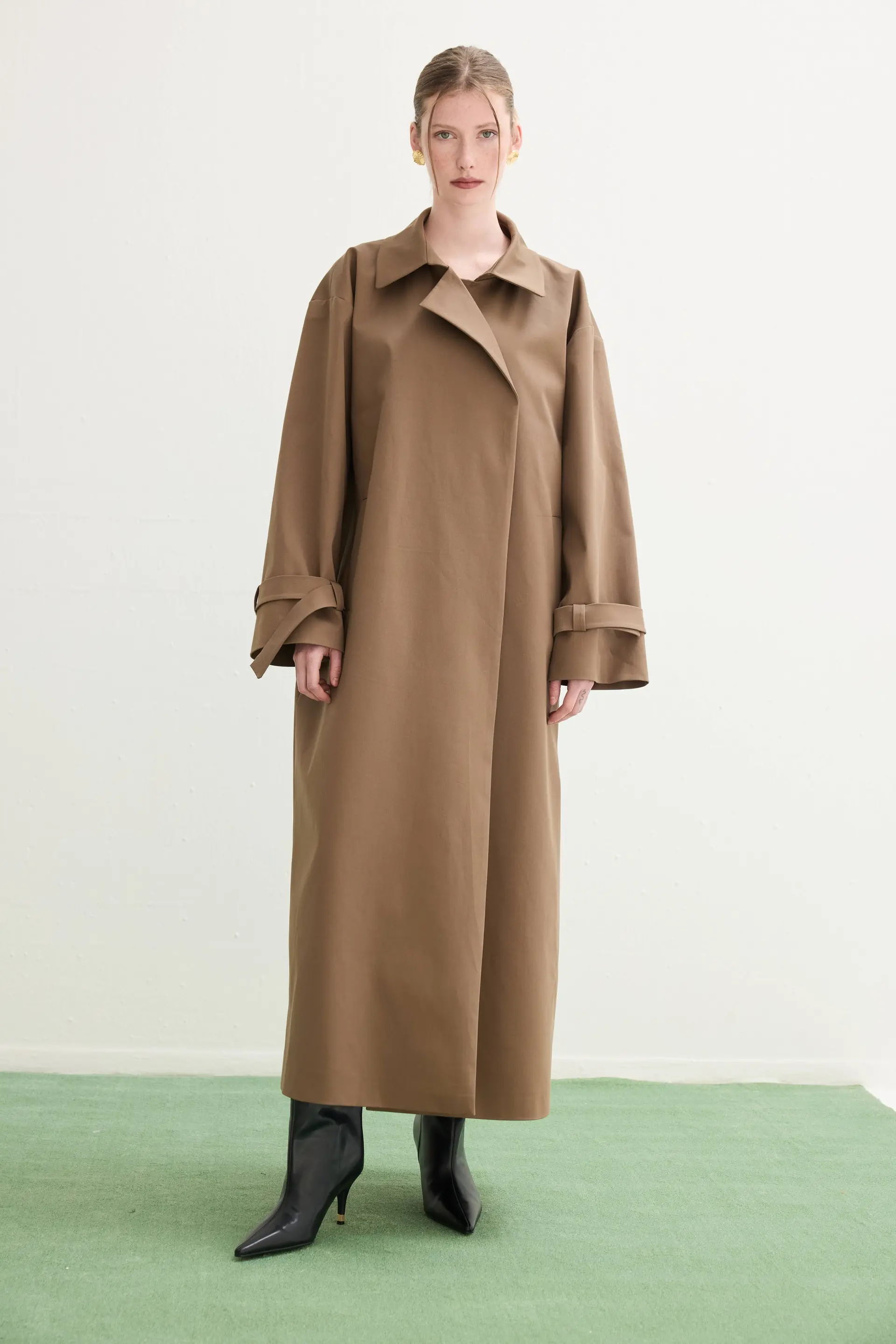 Oversized Trench Coat with Detachable Shoulder Cape – Brown, photo 2