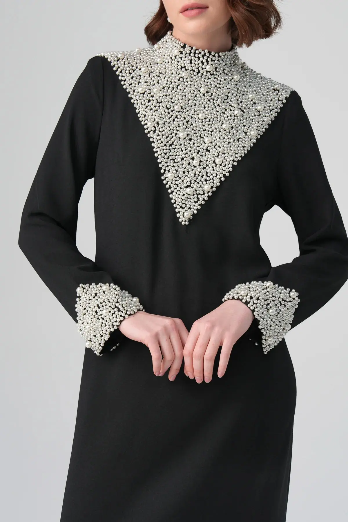 Celina Pearl-Embellished Satin Dress – Black, photo 2